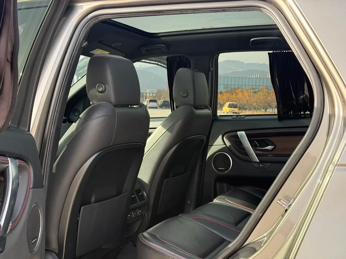 Land Rover Discover Sports 2022 г. 53000 км. — фото 9
