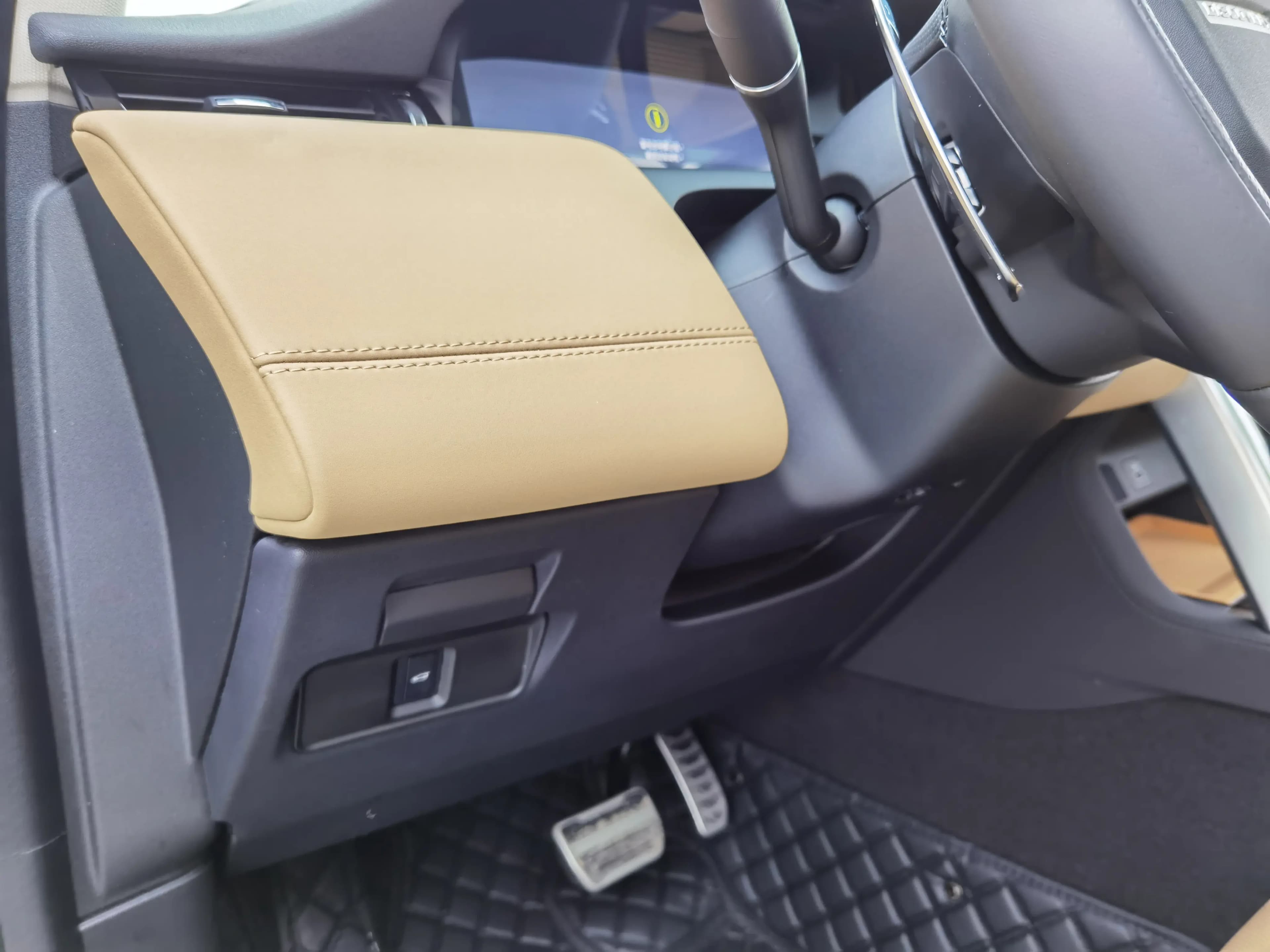 Land Rover Discover Sports 2025 г. 12000 км. — фото 15