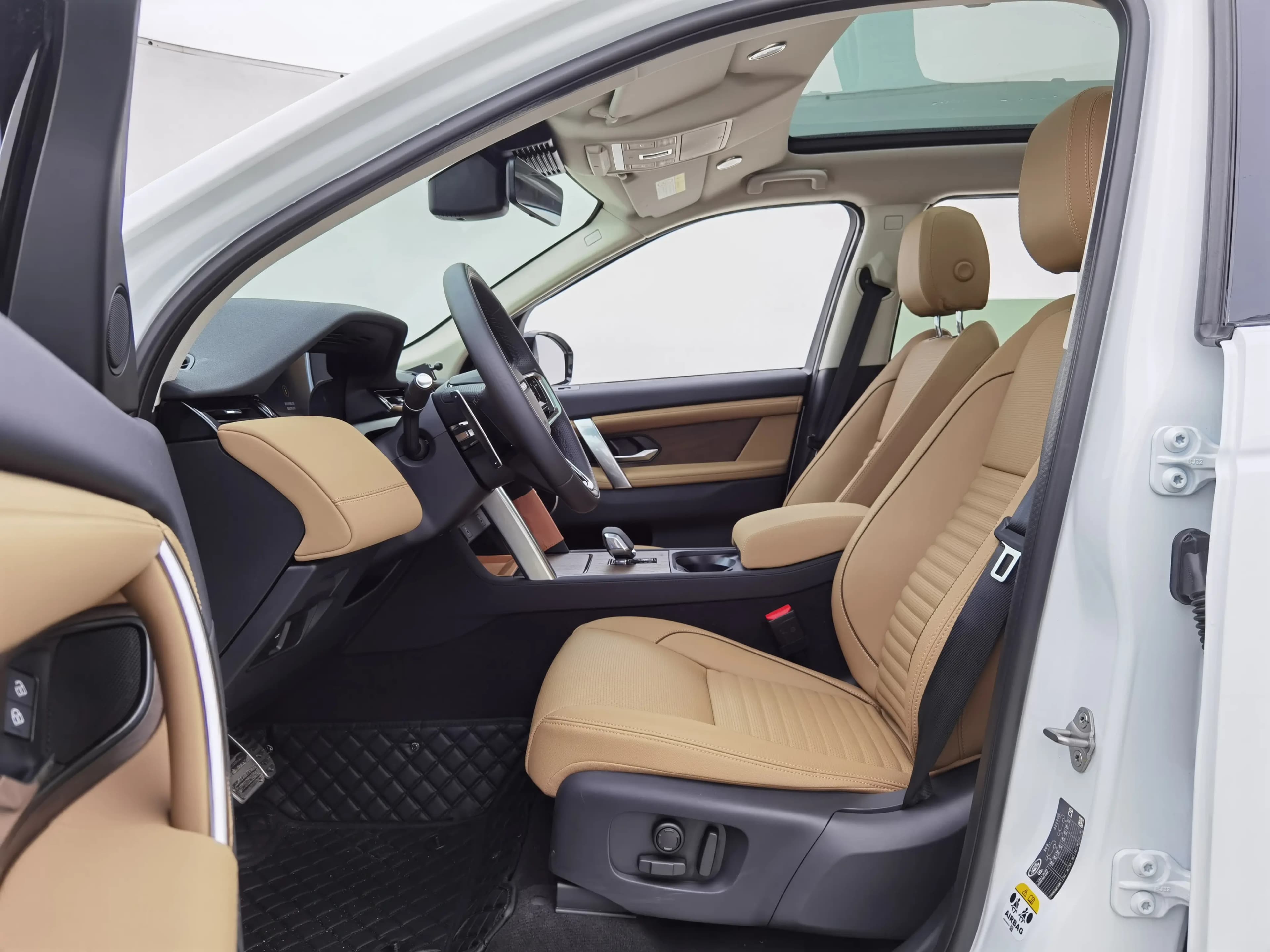 Land Rover Discover Sports 2025 г. 12000 км. — фото 16
