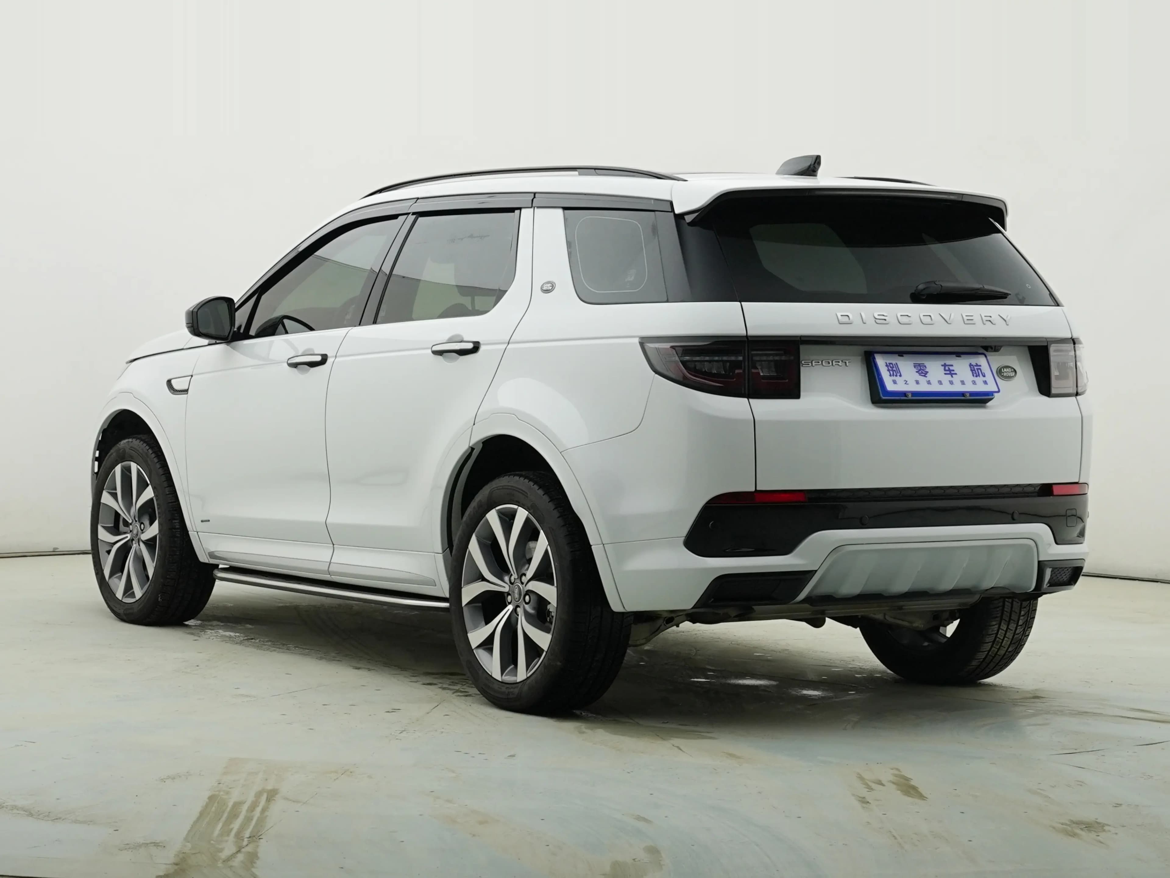 Land Rover Discover Sports 2025 г. 12000 км. — фото 3