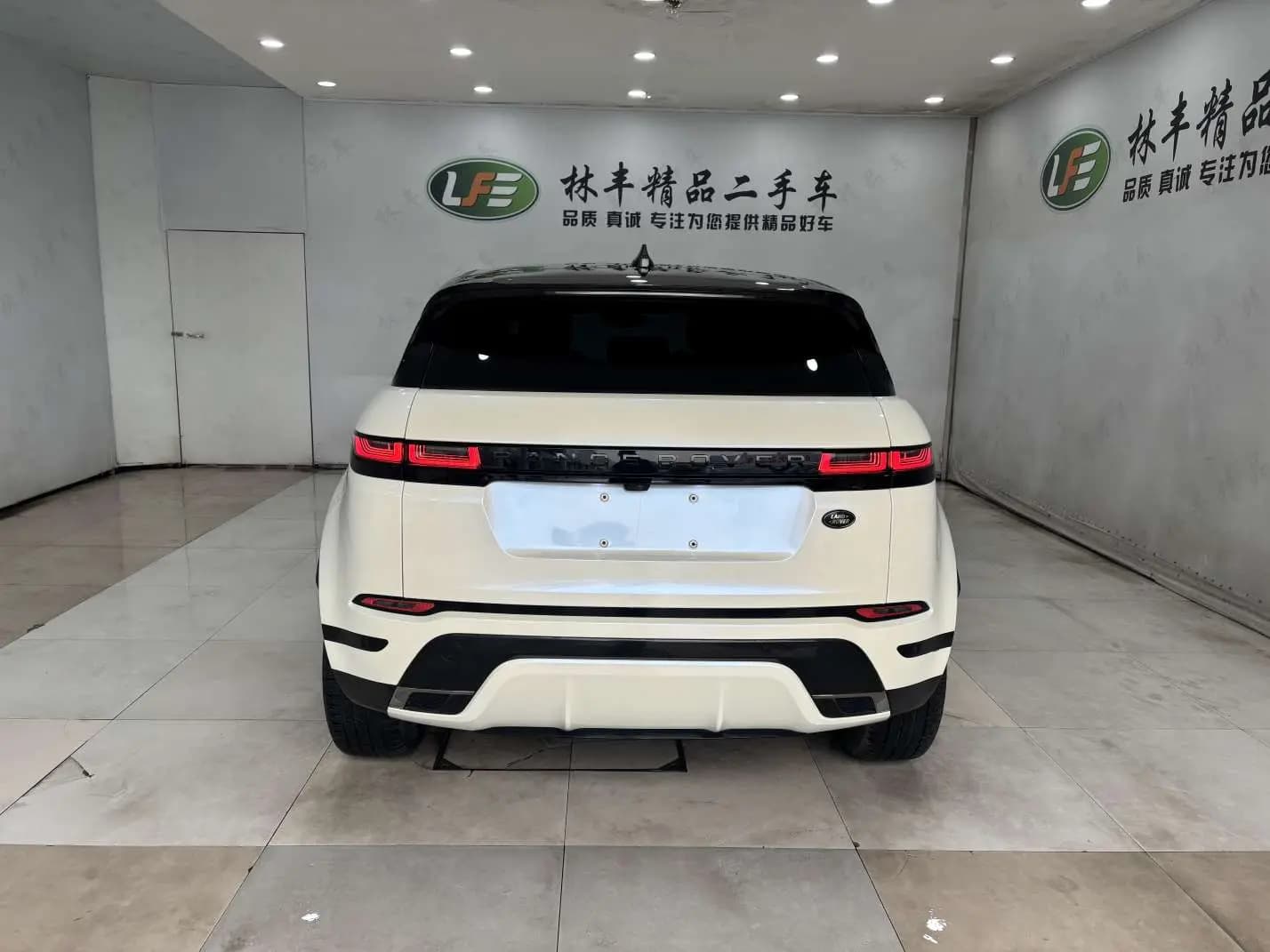 Land Rover Range Rover Evoque 2022 г. 57099 км. — фото 4