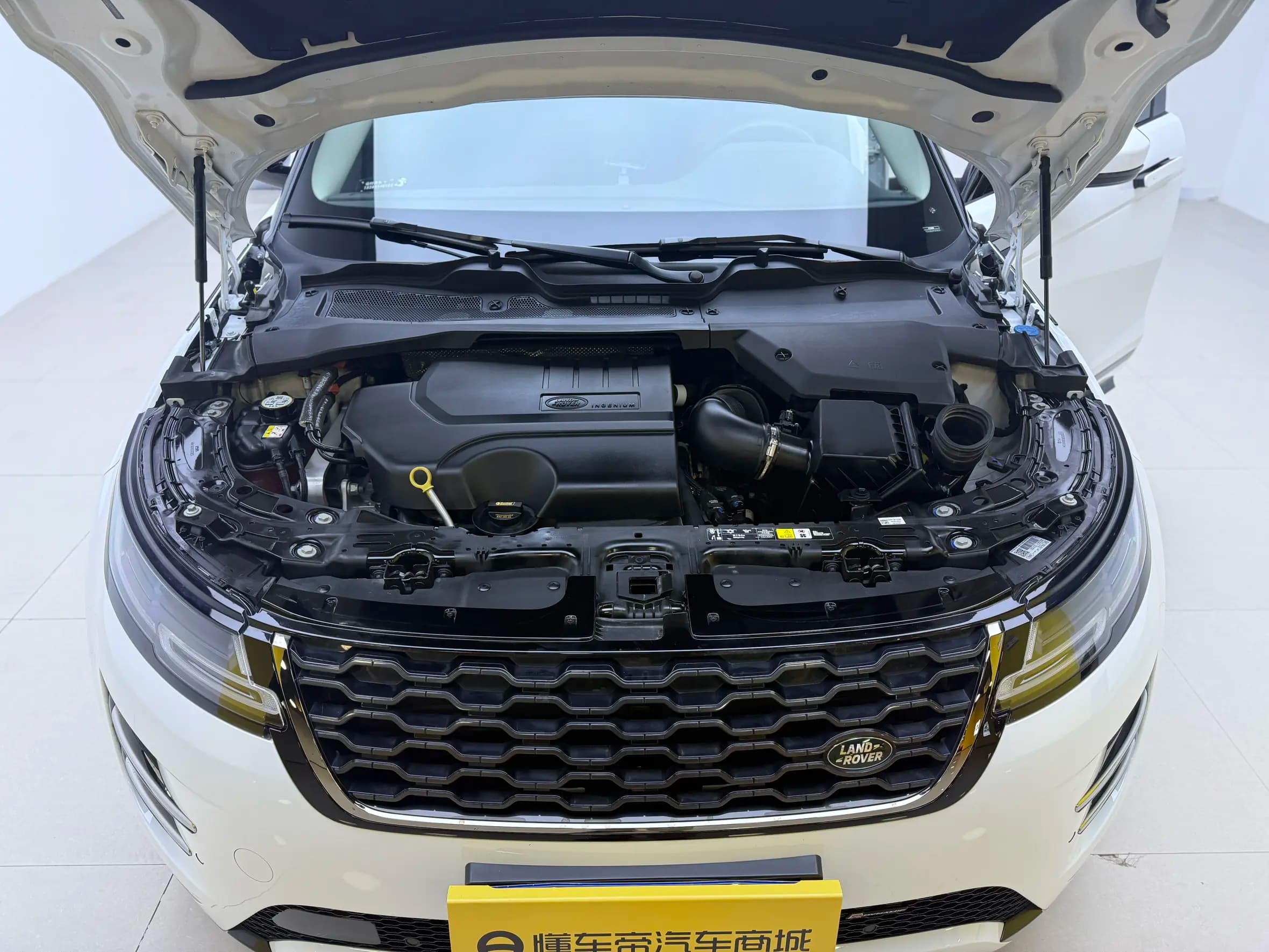 Land Rover Range Rover Evoque 2023 г. 79701 км. — фото 8
