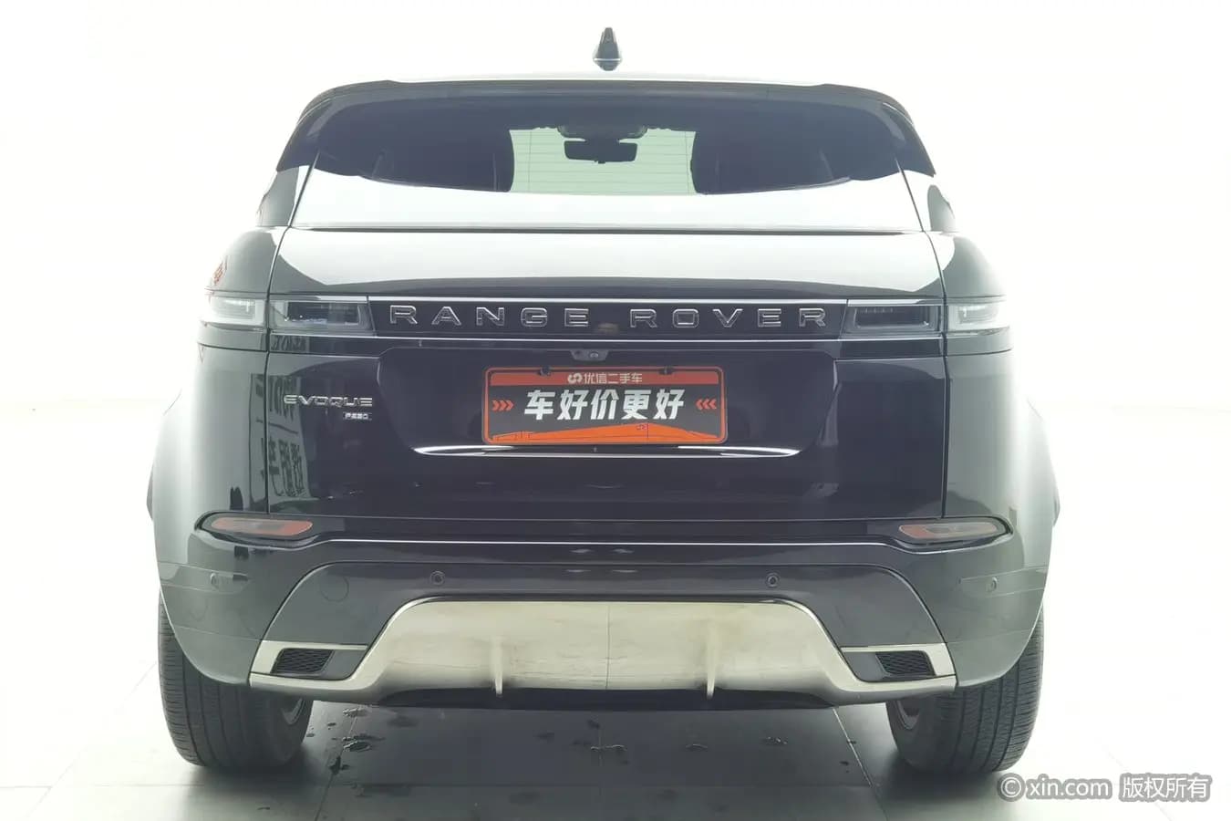 Land Rover Range Rover Evoque 2023 г. 80402 км. — фото 3