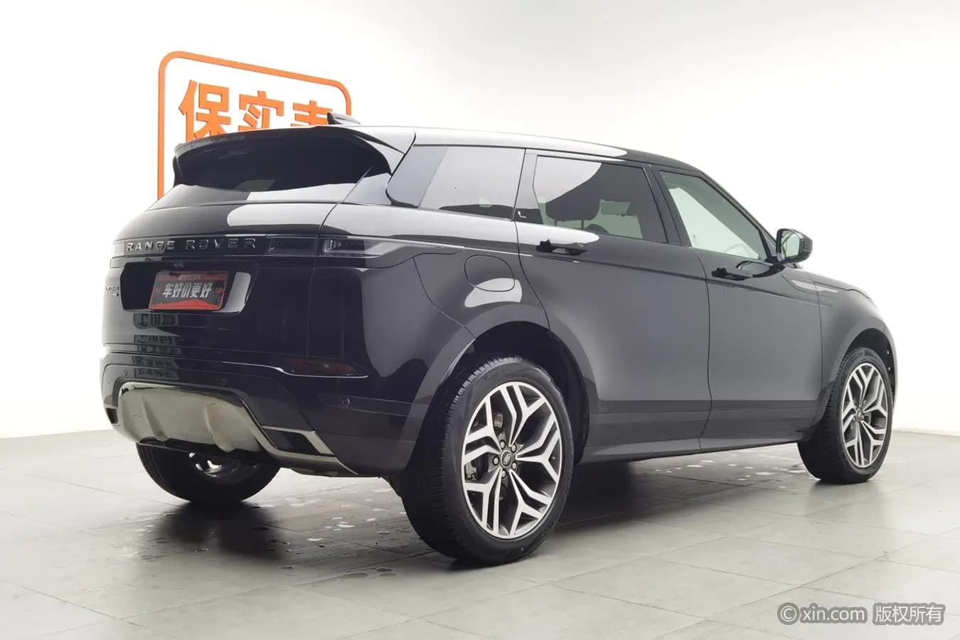 Land Rover Range Rover Evoque 2023 г. 80402 км. — фото 4