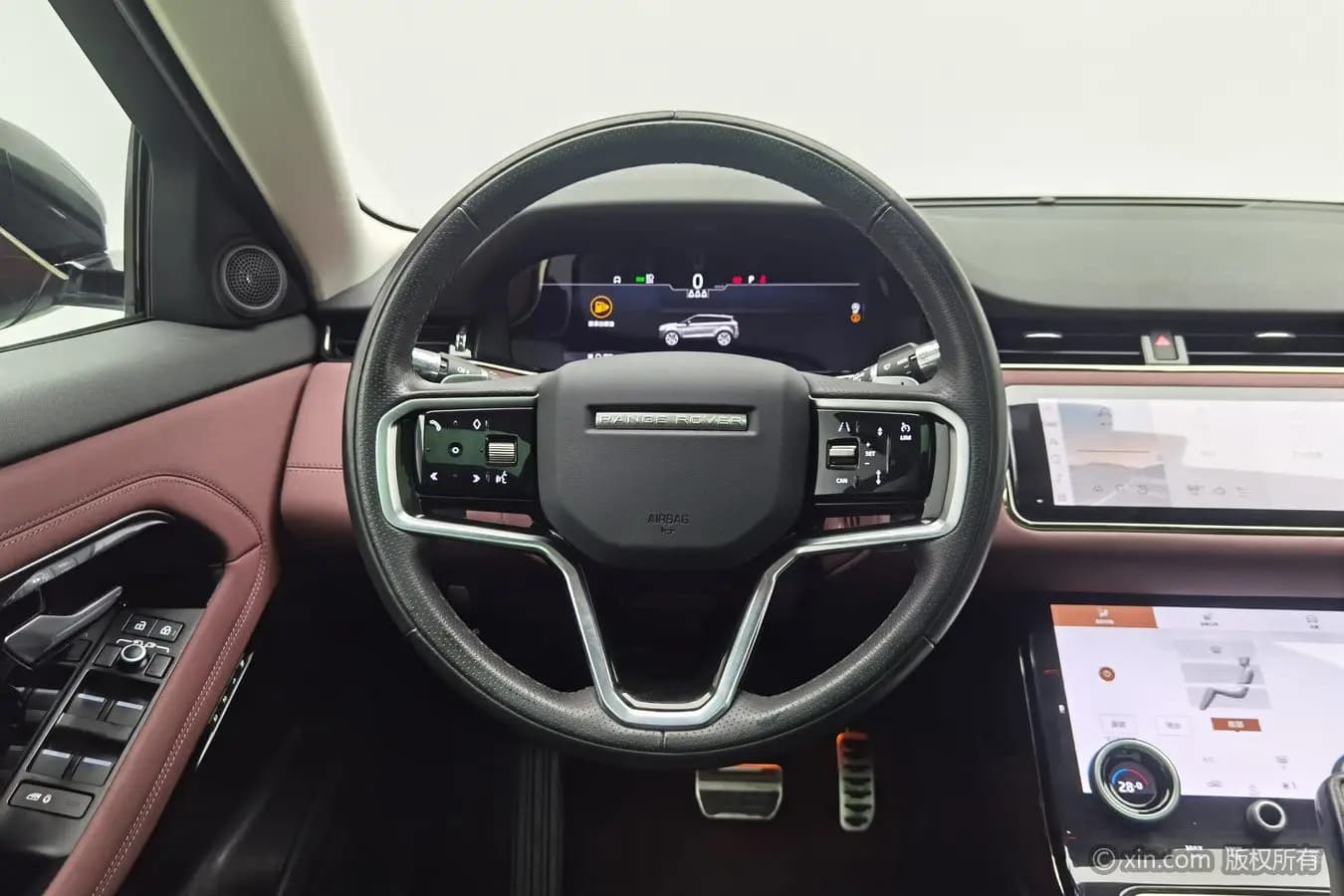Land Rover Range Rover Evoque 2023 г. 80402 км. — фото 8