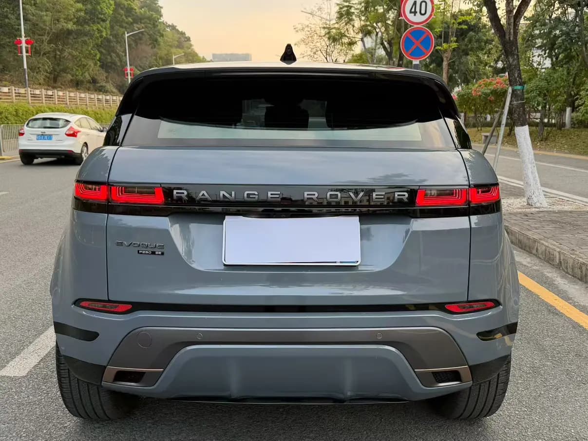 Land Rover Range Rover Evoque 2021 г. 66103 км. — фото 2
