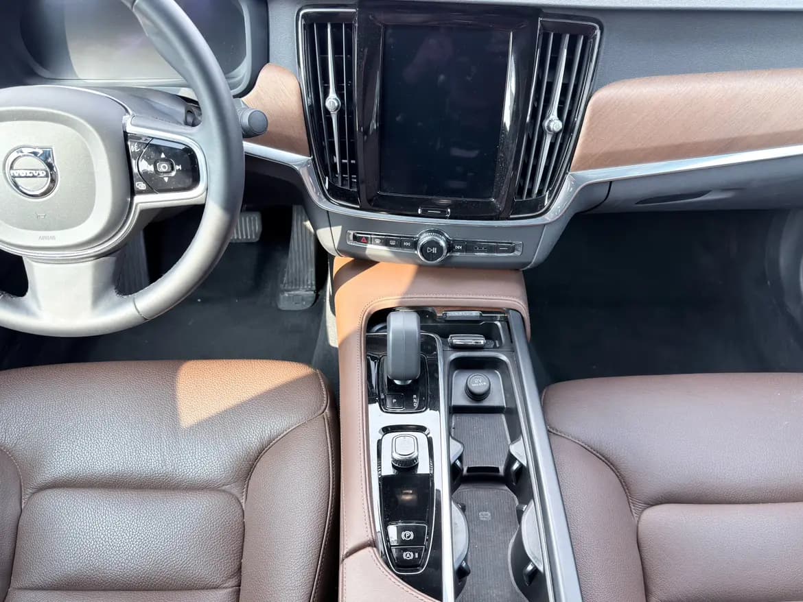 Volvo S90 2024 г. 22018 км. — фото 14