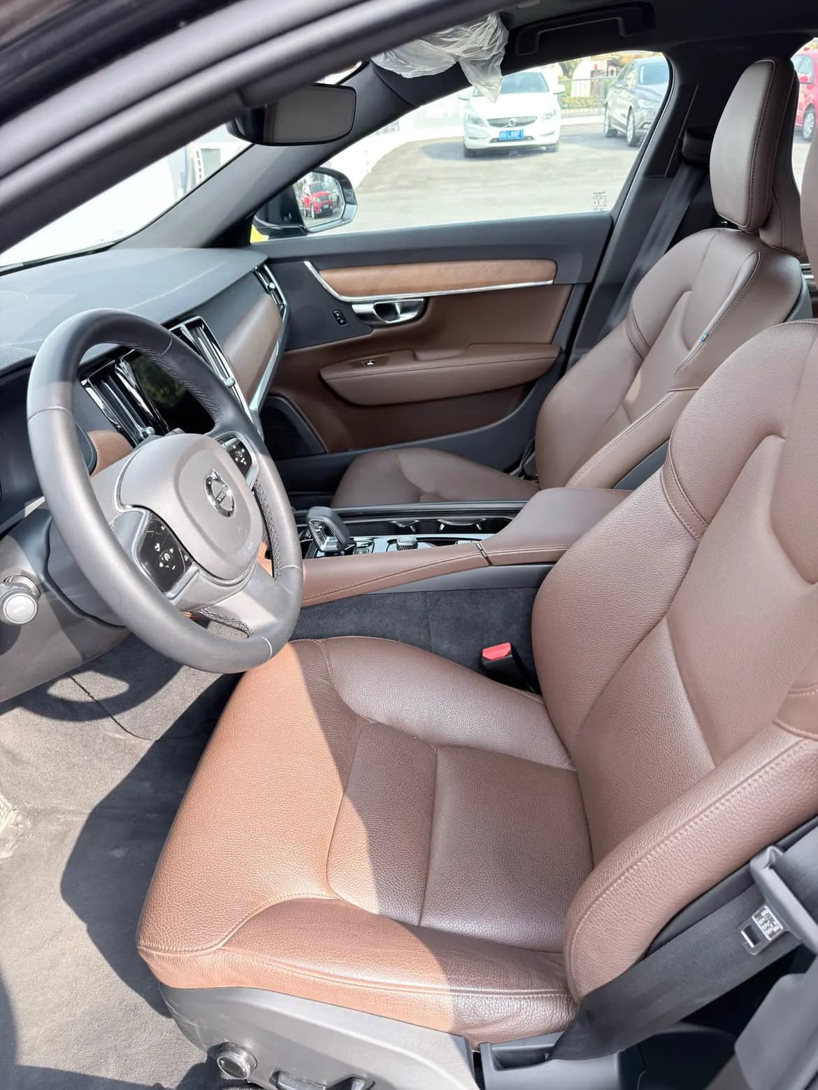 Volvo S90 2024 г. 22018 км. — фото 20