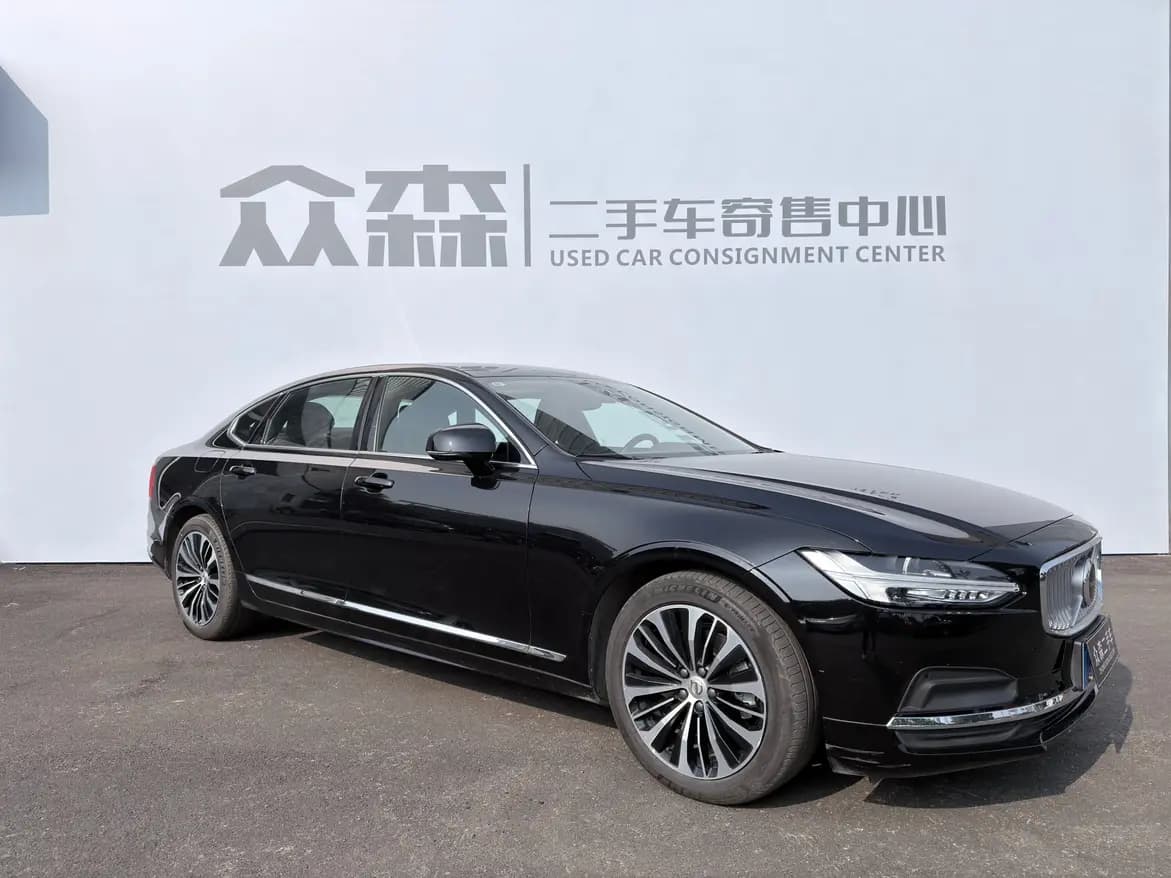Volvo S90 2024 г. 22018 км. — фото 3