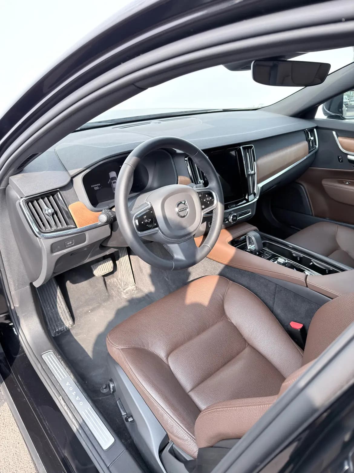 Volvo S90 2024 г. 22018 км. — фото 9