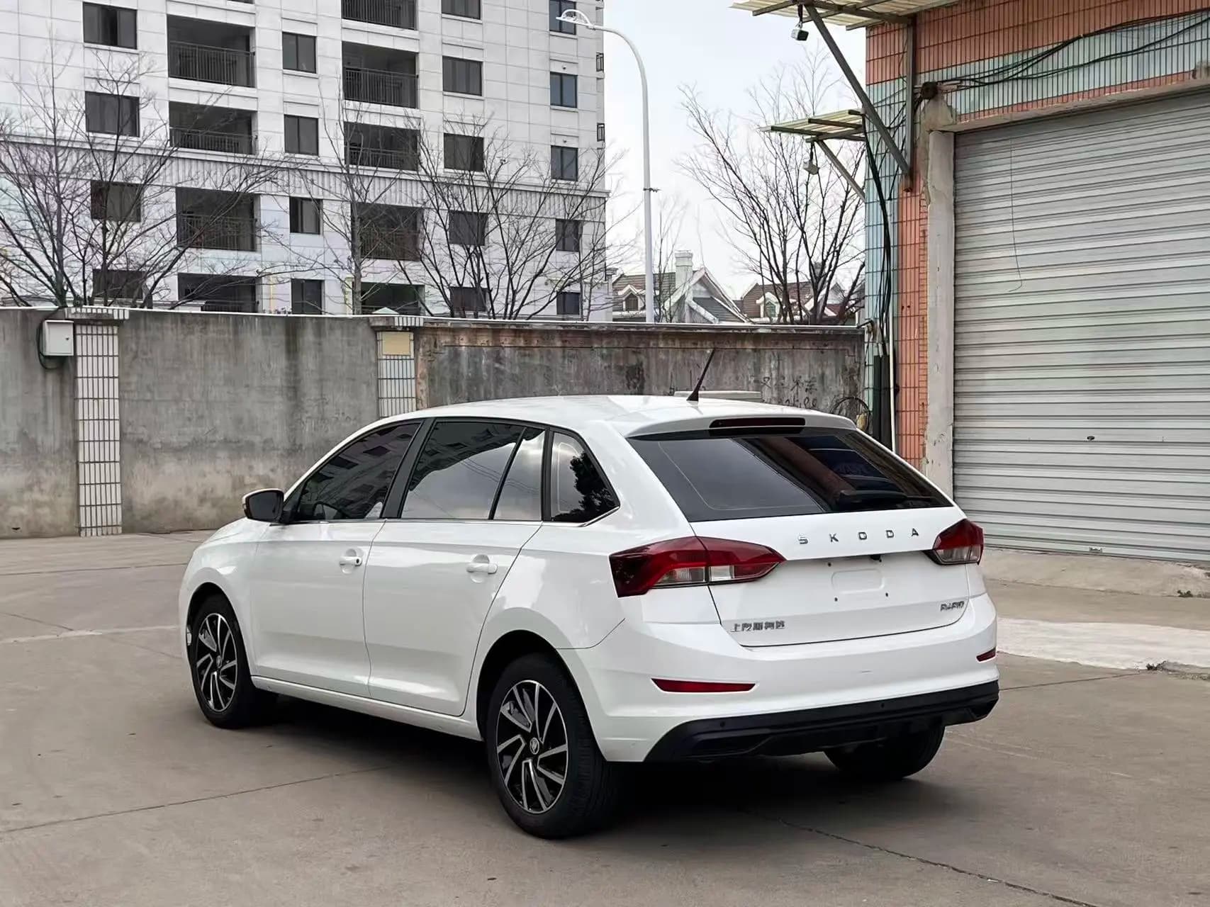Skoda Xin Dong 2021 г. 43107 км. — фото 3