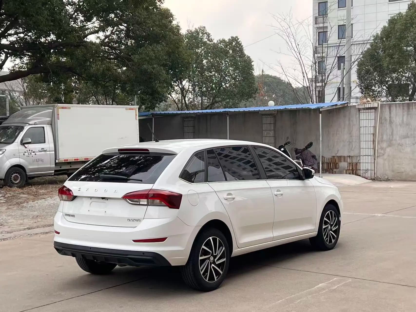 Skoda Xin Dong 2021 г. 43107 км. — фото 5