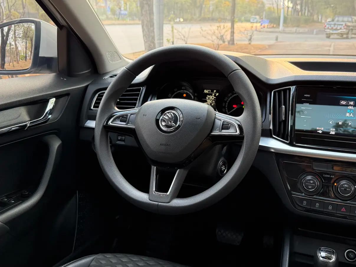 Skoda Comek 2021 г. 70000 км. — фото 6