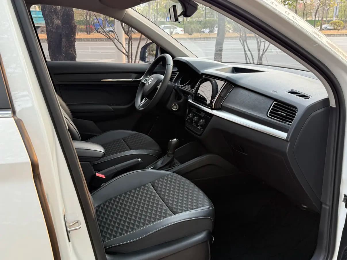 Skoda Comek 2021 г. 70000 км. — фото 7