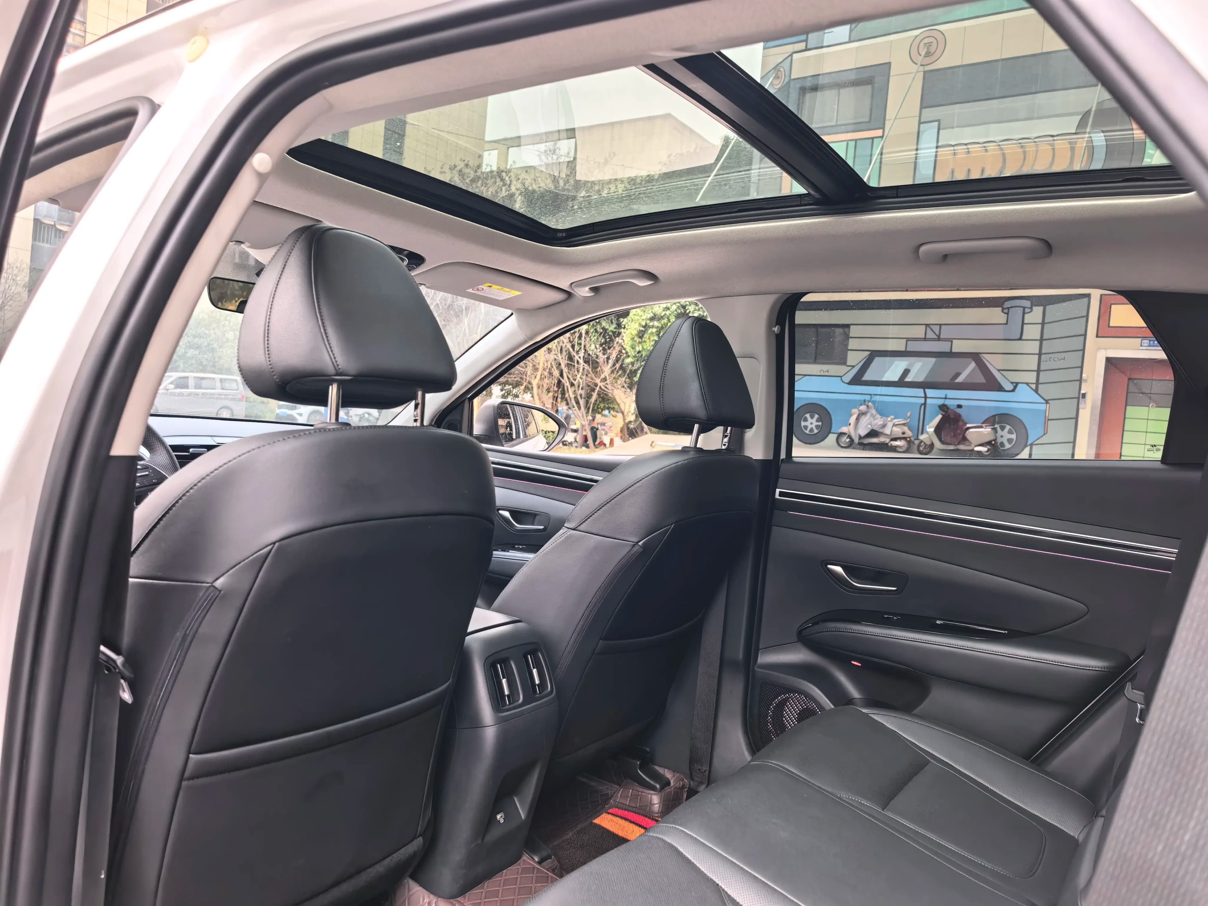 Hyundai Tucson L 2023 г. 45064 км. — фото 12