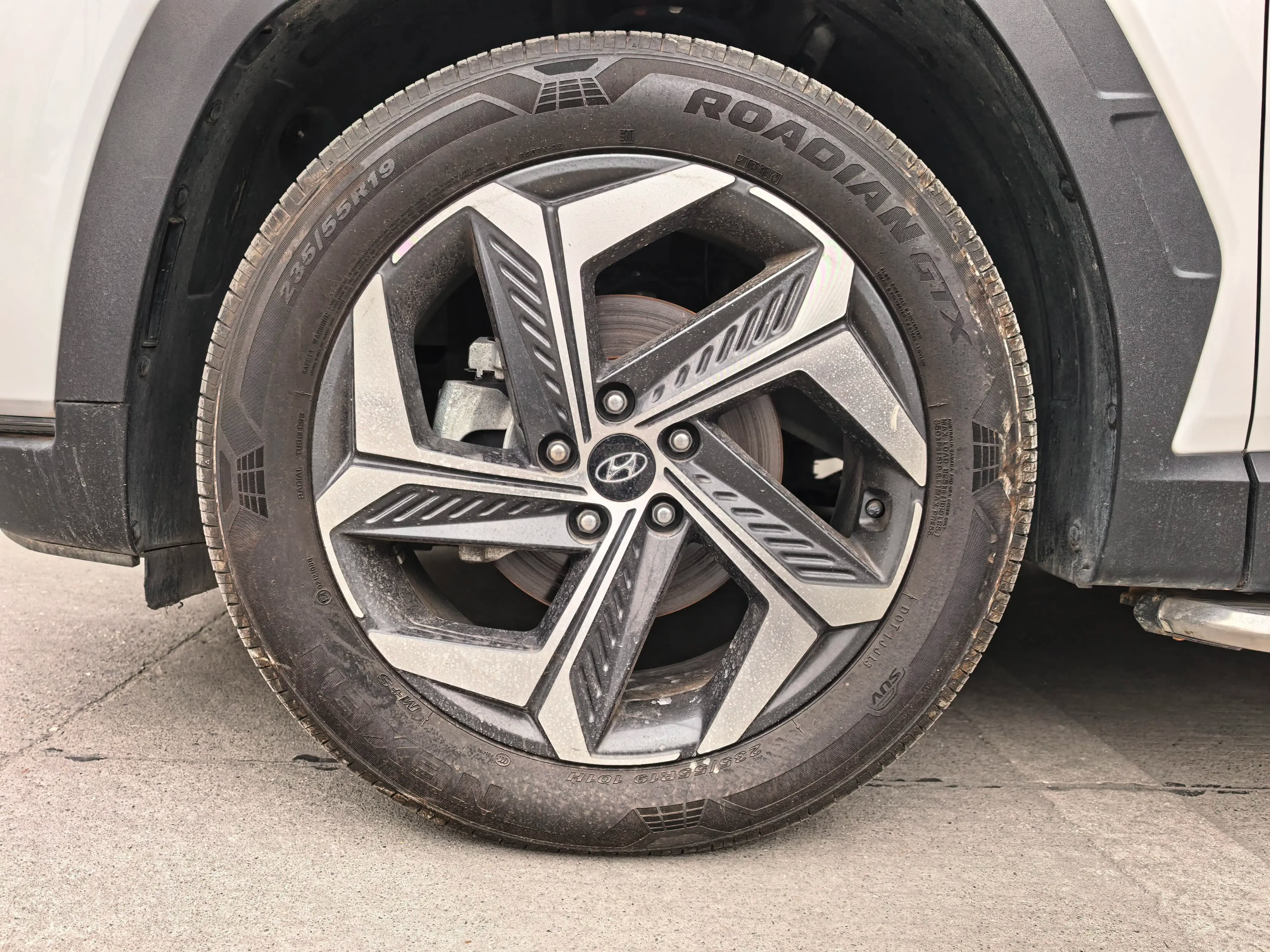 Hyundai Tucson L 2023 г. 45064 км. — фото 3