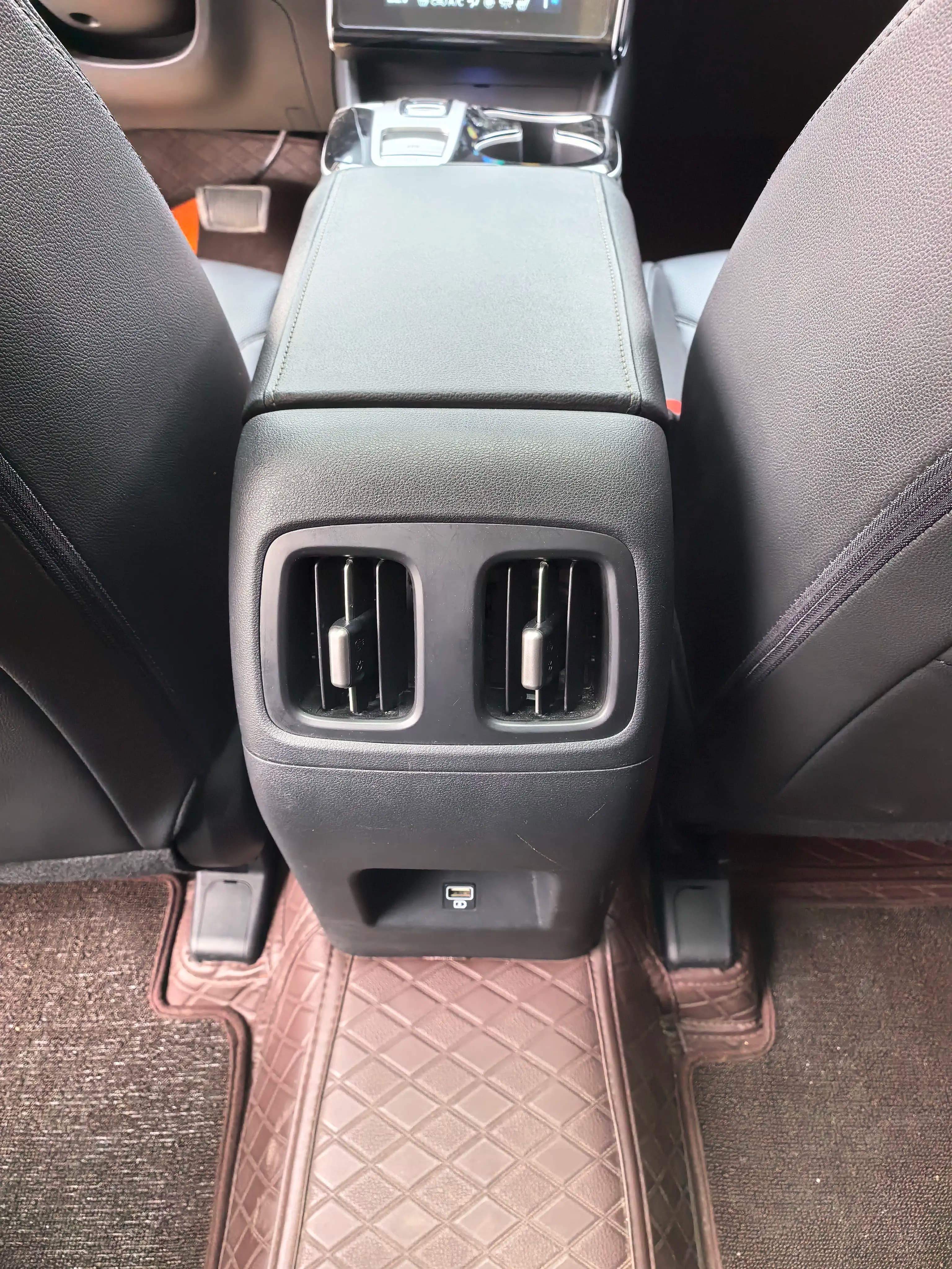 Hyundai Tucson L 2023 г. 45064 км. — фото 4