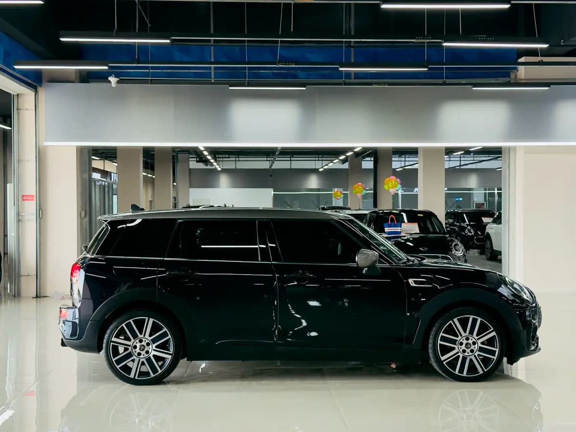 MINI CLUBMAN 2022 г. 54122 км. — фото 5