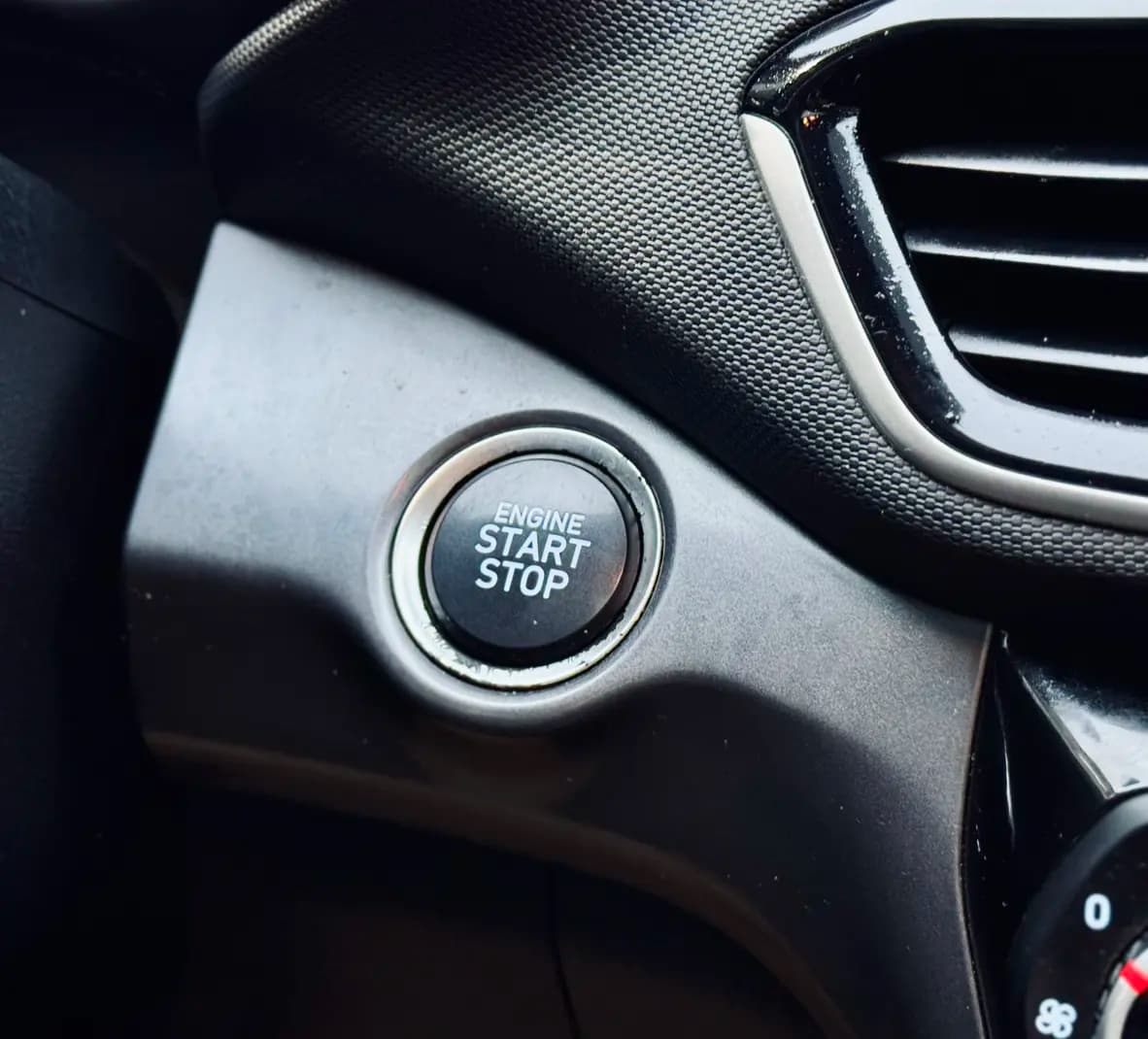 Hyundai Lafesta 2021 г. 96062 км. — фото 12