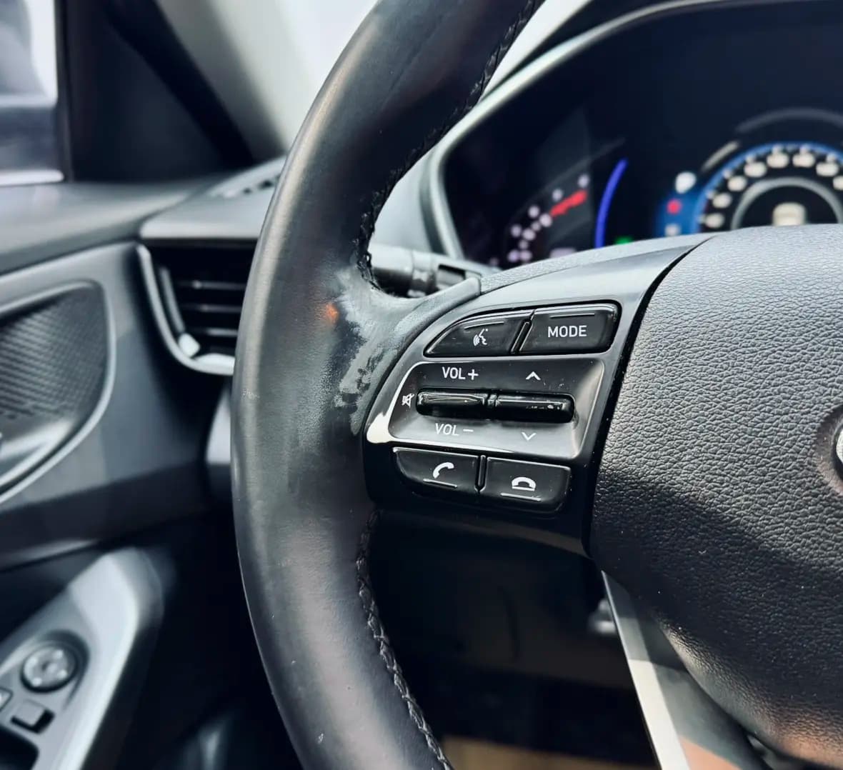 Hyundai Lafesta 2021 г. 96062 км. — фото 18