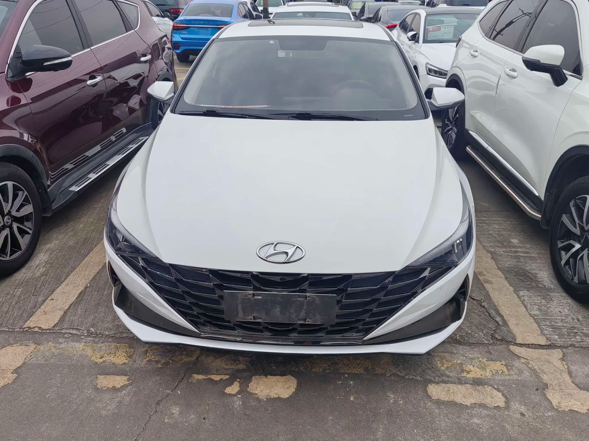 Hyundai Elantra 2021 г. 67036 км. — фото 2