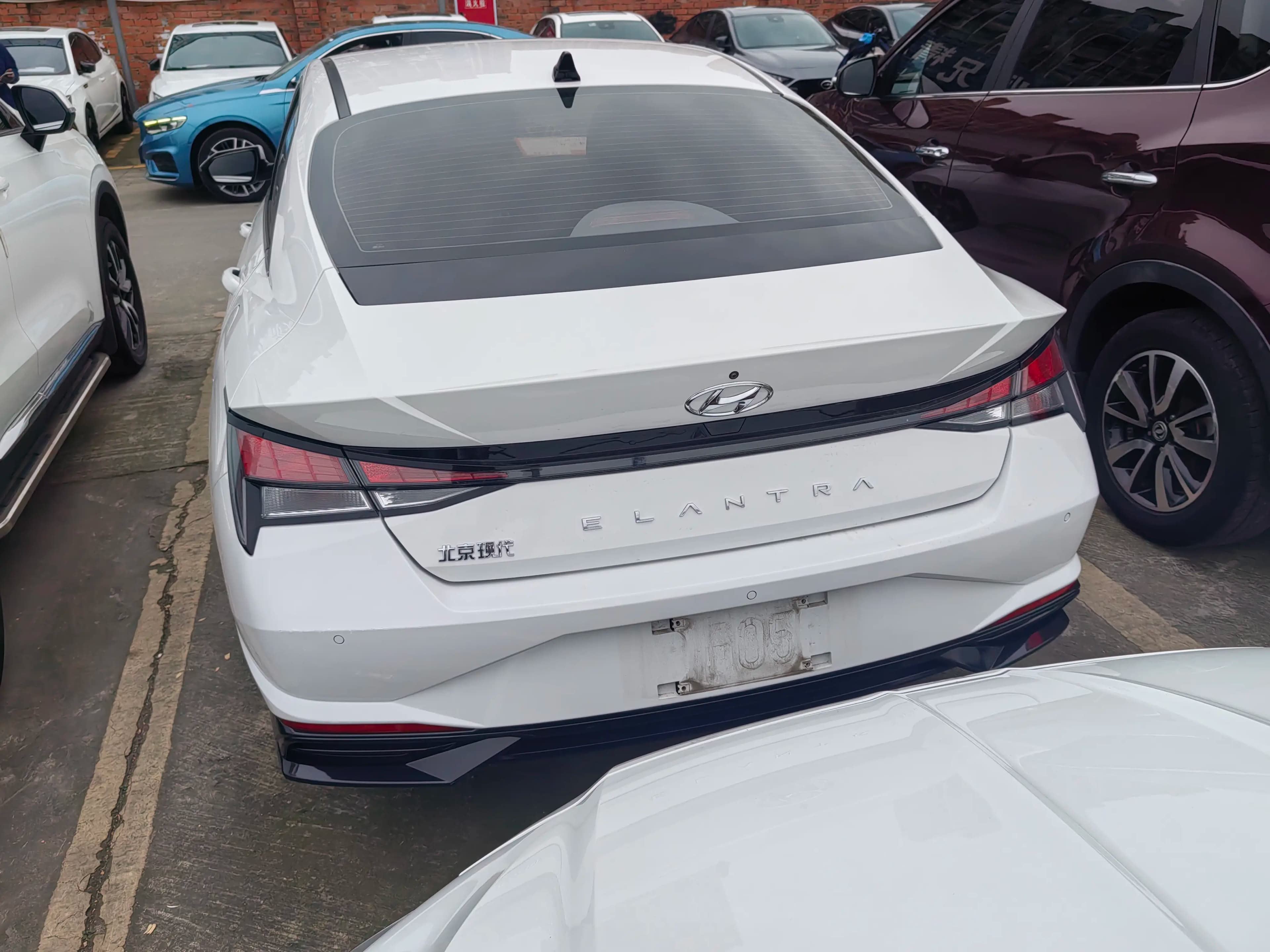 Hyundai Elantra 2021 г. 67036 км. — фото 5