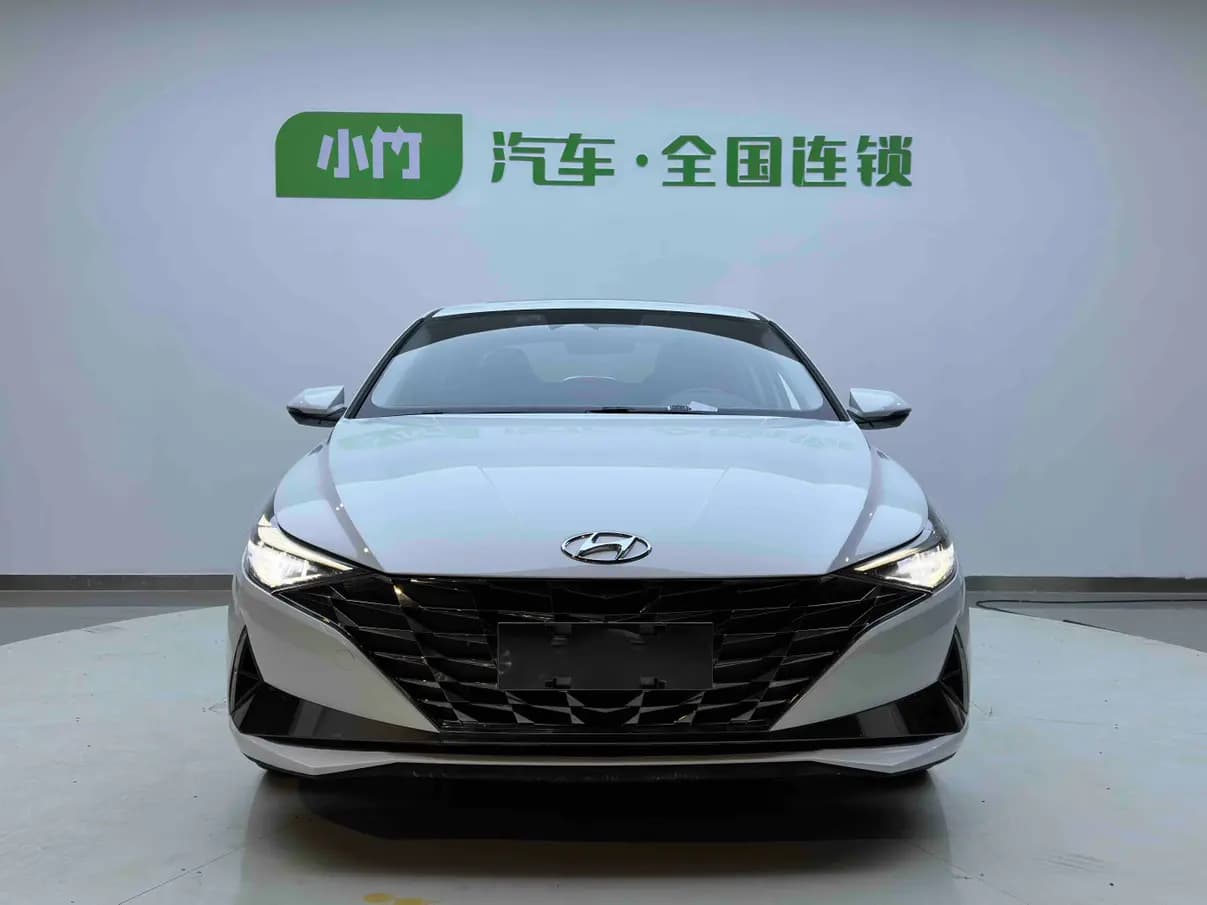 Hyundai Elantra 2022 г. 44039 км. — фото 2