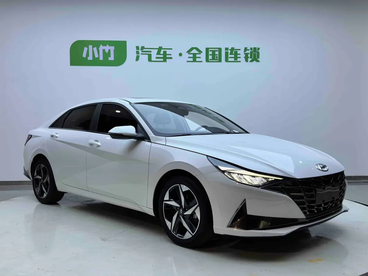 Hyundai Elantra 2022 г. 44039 км. — фото 3