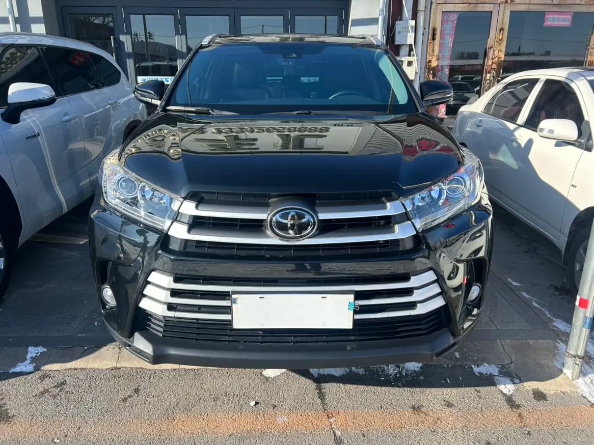 Toyota Highlander 2022 г. 27100 км. — фото 2