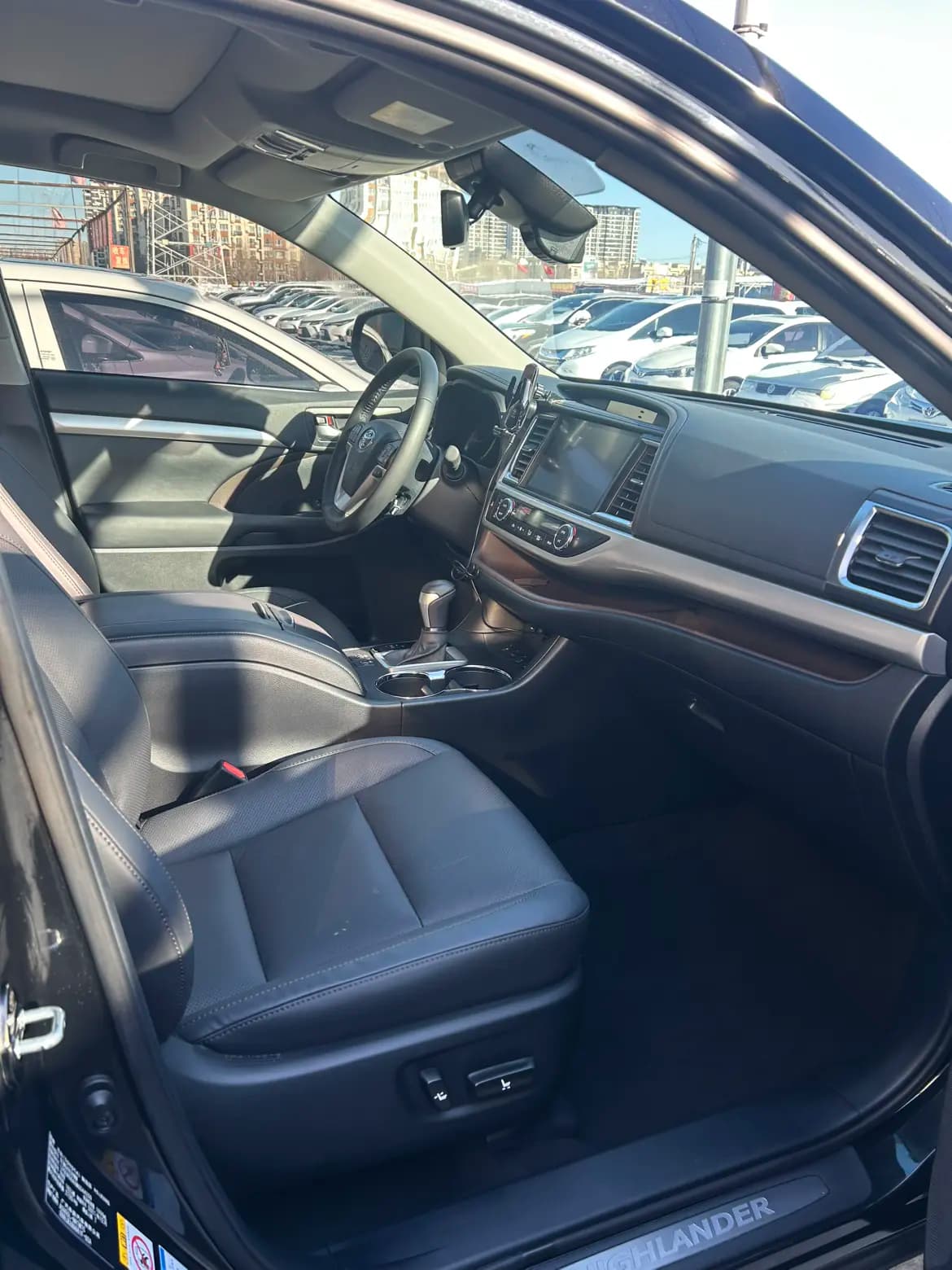 Toyota Highlander 2022 г. 27100 км. — фото 7