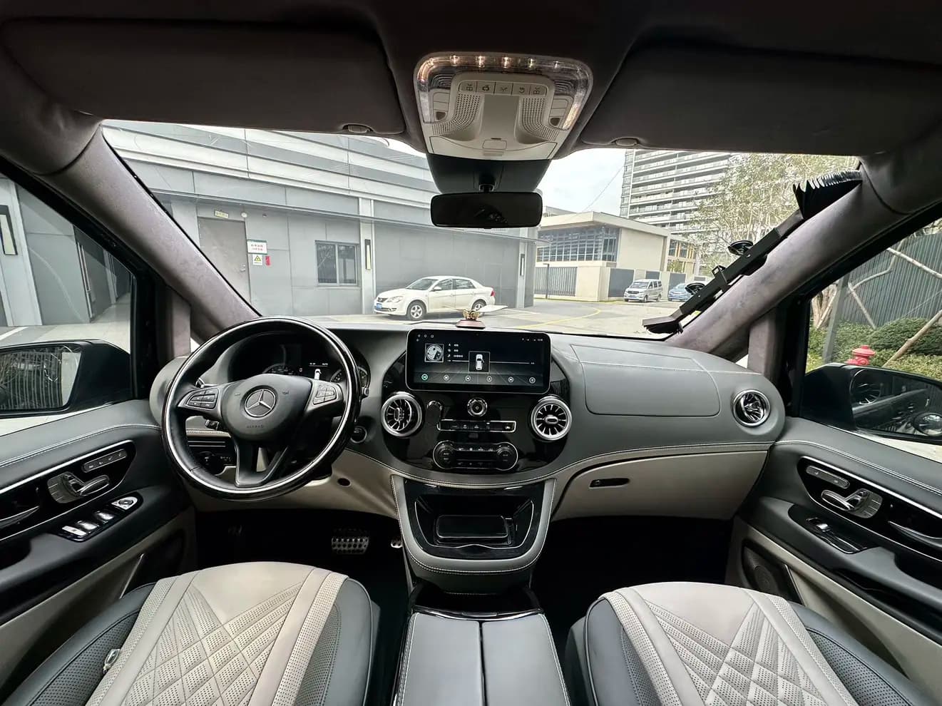Mercedes-Benz Vito 2022 г. 47023 км. — фото 4