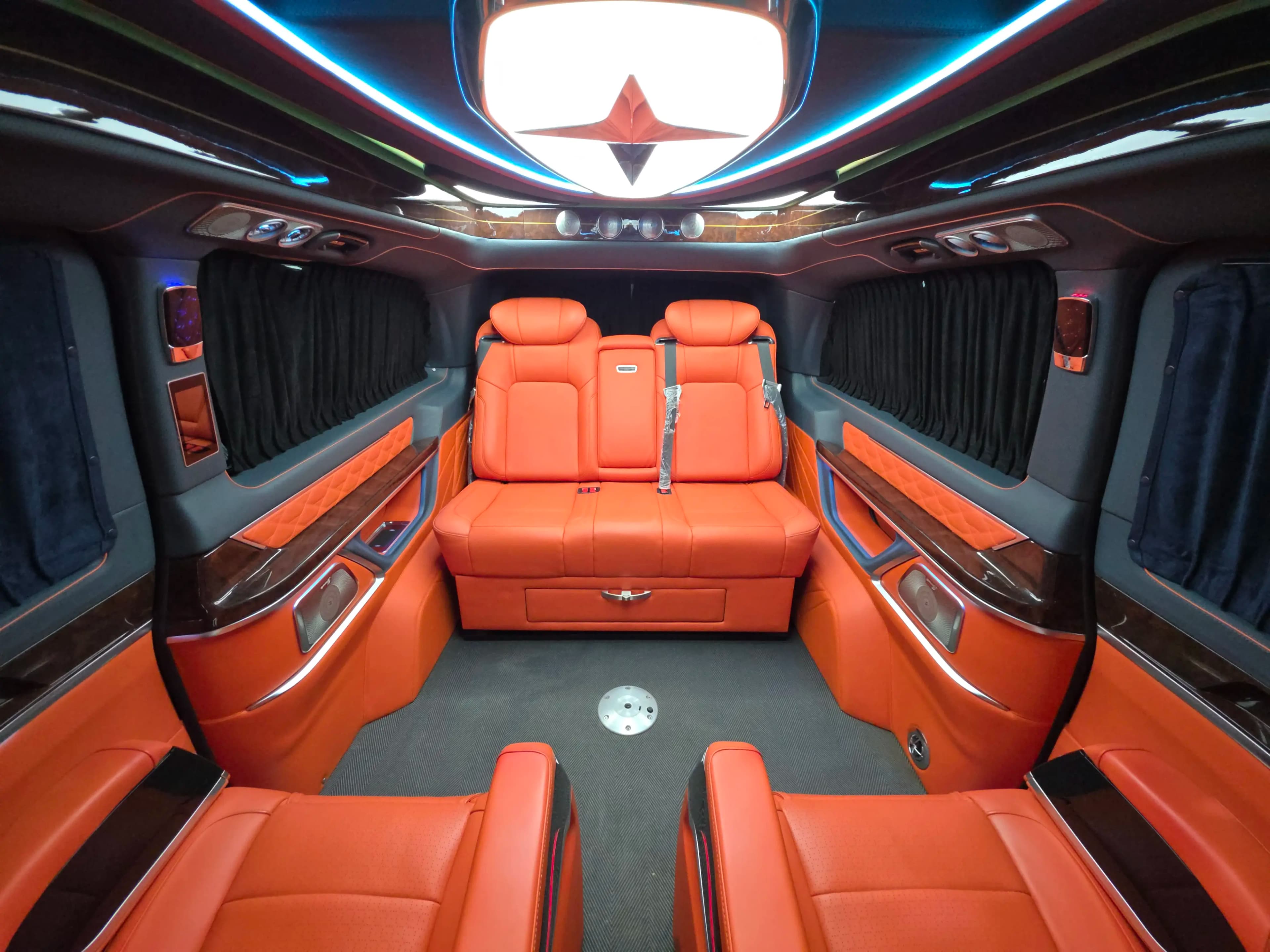 Mercedes-Benz Vito 2023 г. 64028 км. — фото 13