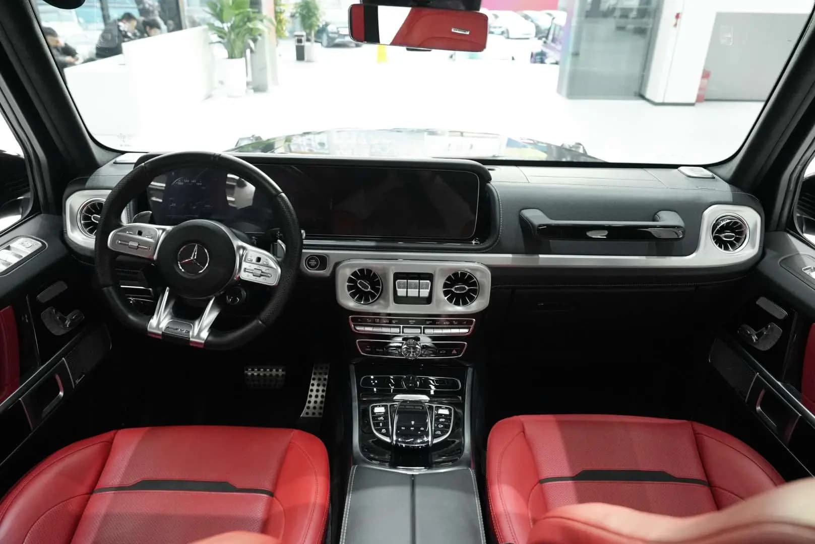 Mercedes-Benz G-Class AMG 2023 г. 8096 км. — фото 11
