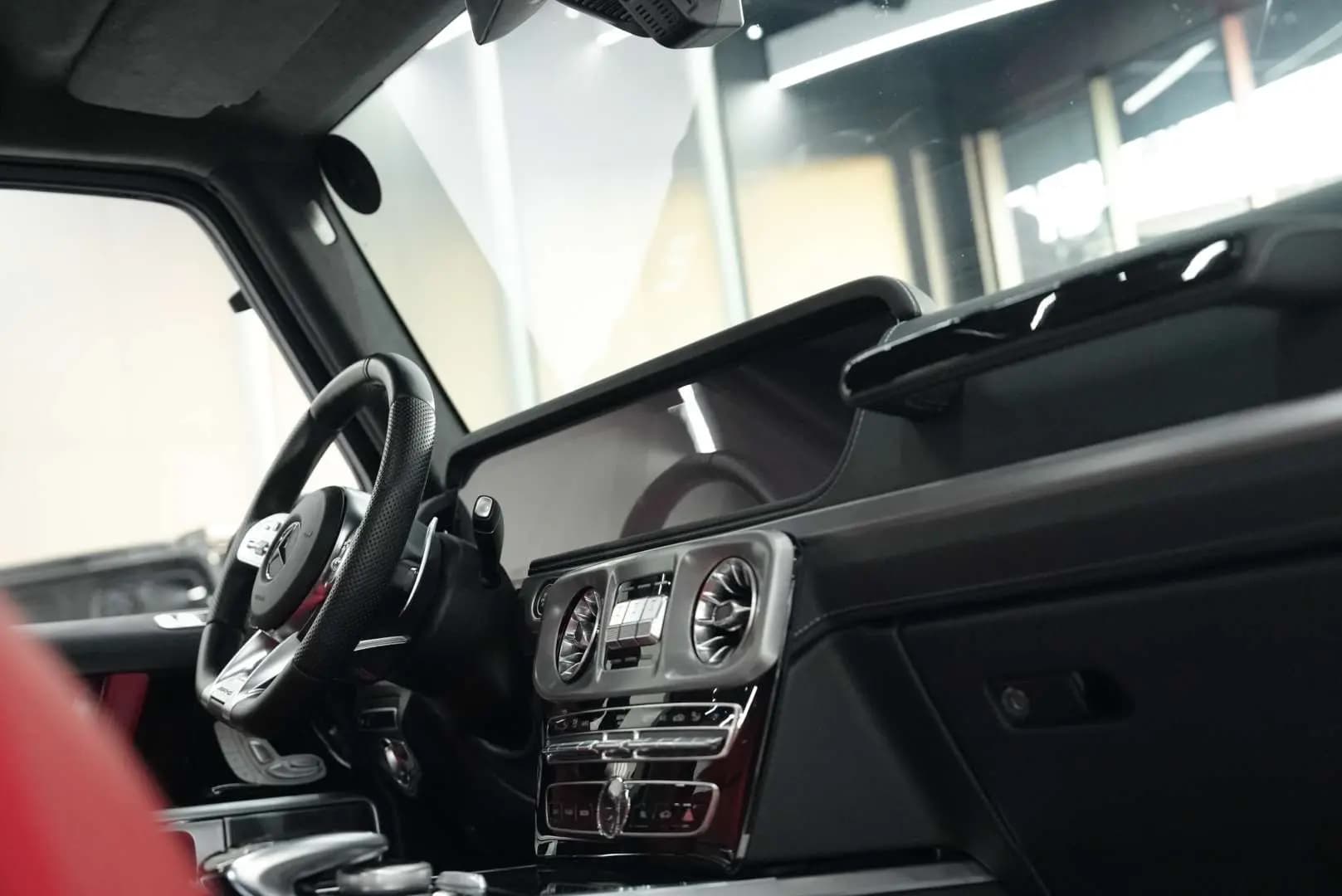 Mercedes-Benz G-Class AMG 2023 г. 8096 км. — фото 9