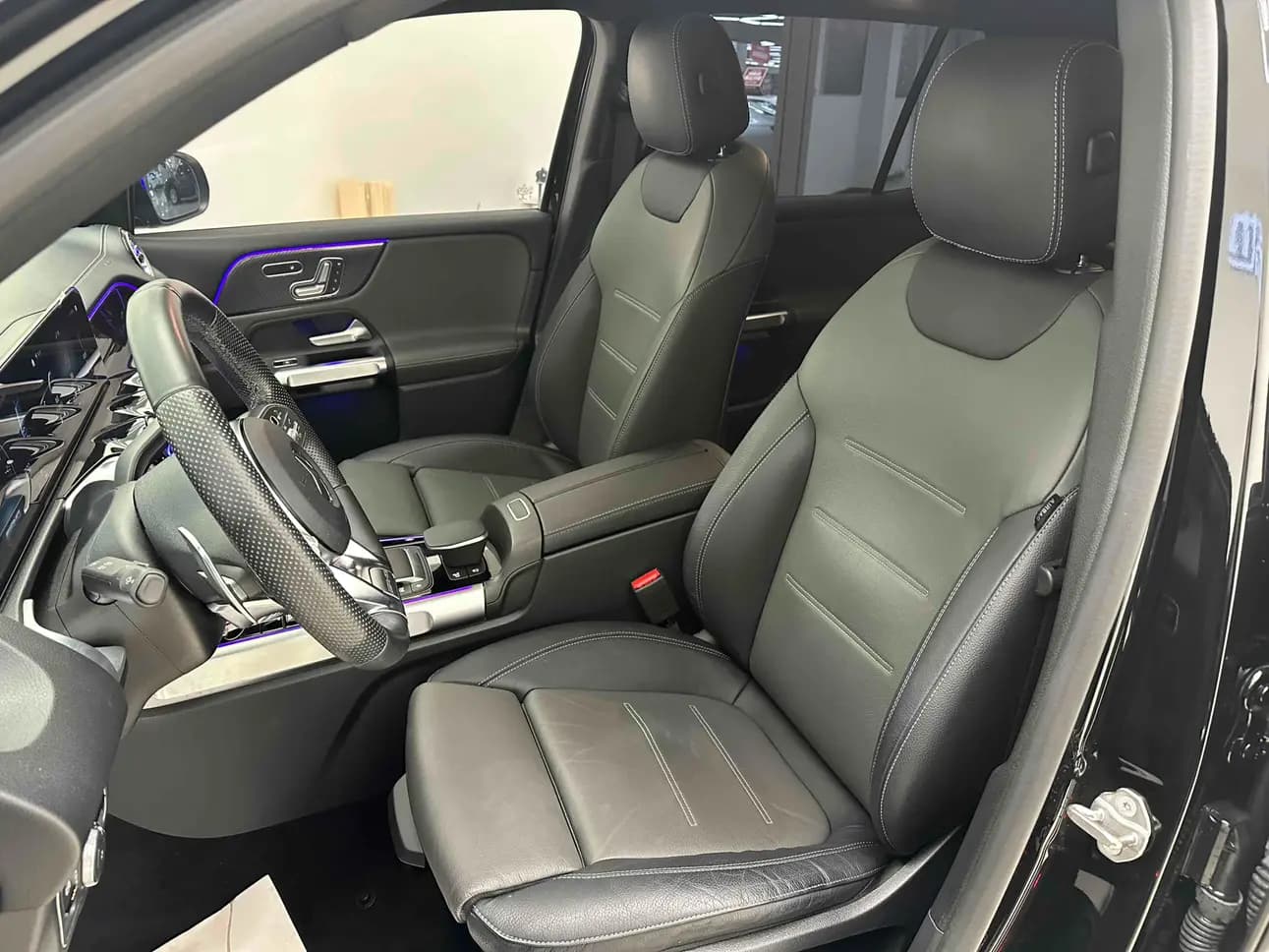 Mercedes-Benz GLB AMG 2023 г. 69019 км. — фото 12