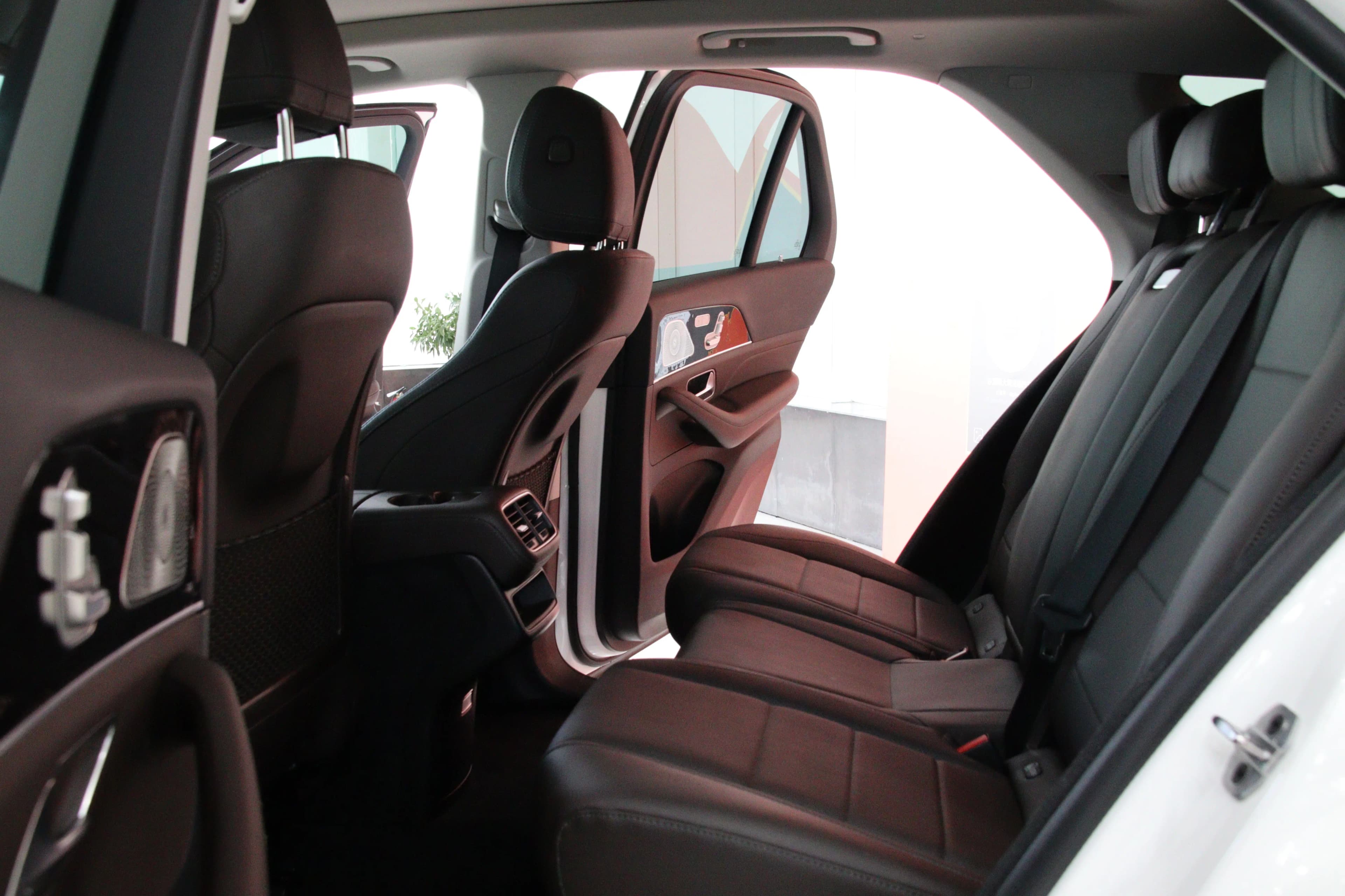 Mercedes-Benz GLE 2021 г. 34115 км. — фото 10