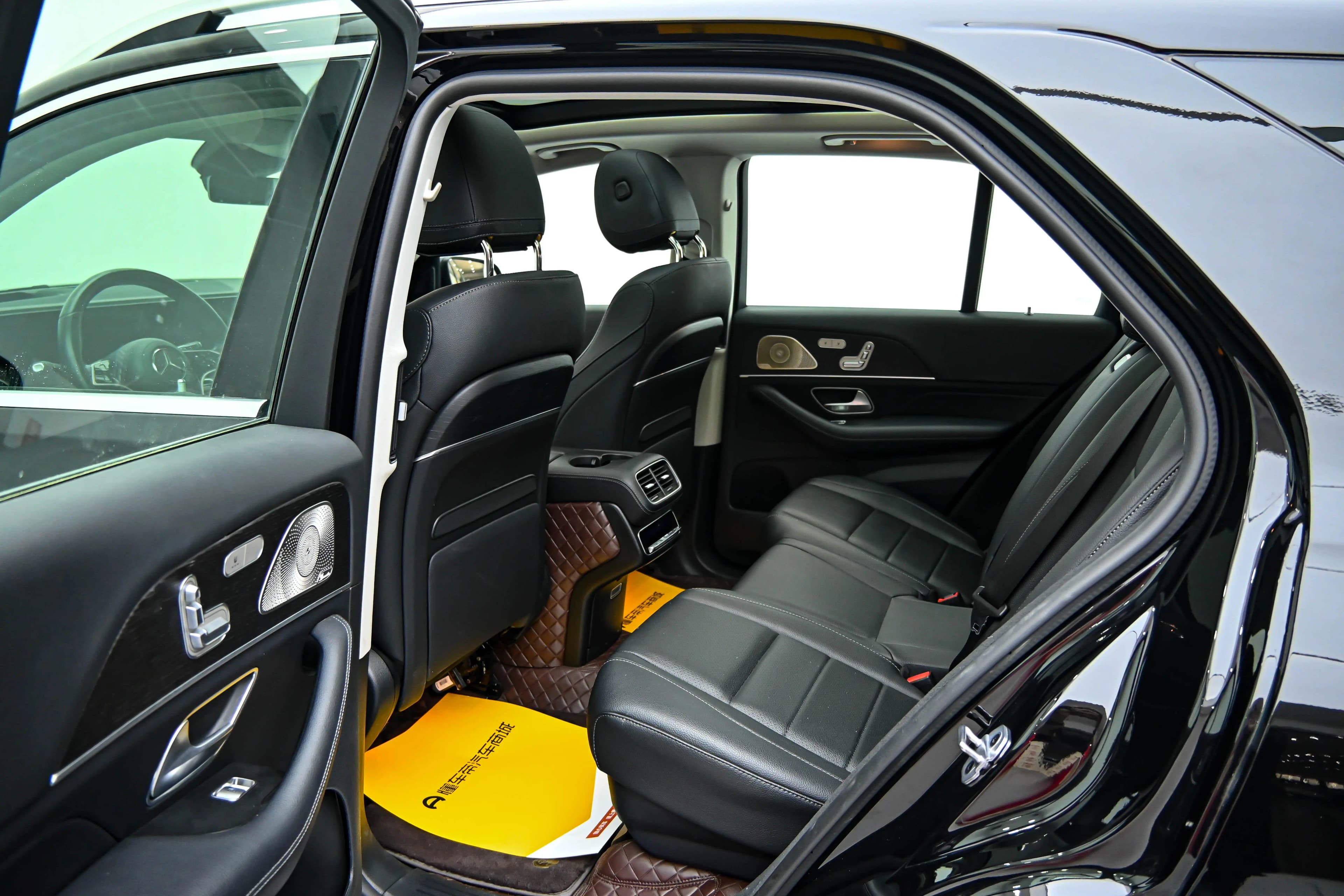 Mercedes-Benz GLE 2023 г. 14216 км. — фото 17