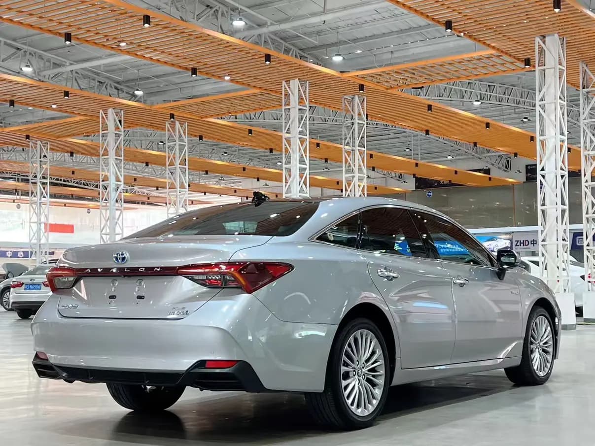 Toyota Avalon 2021 г. 80113 км. — фото 6