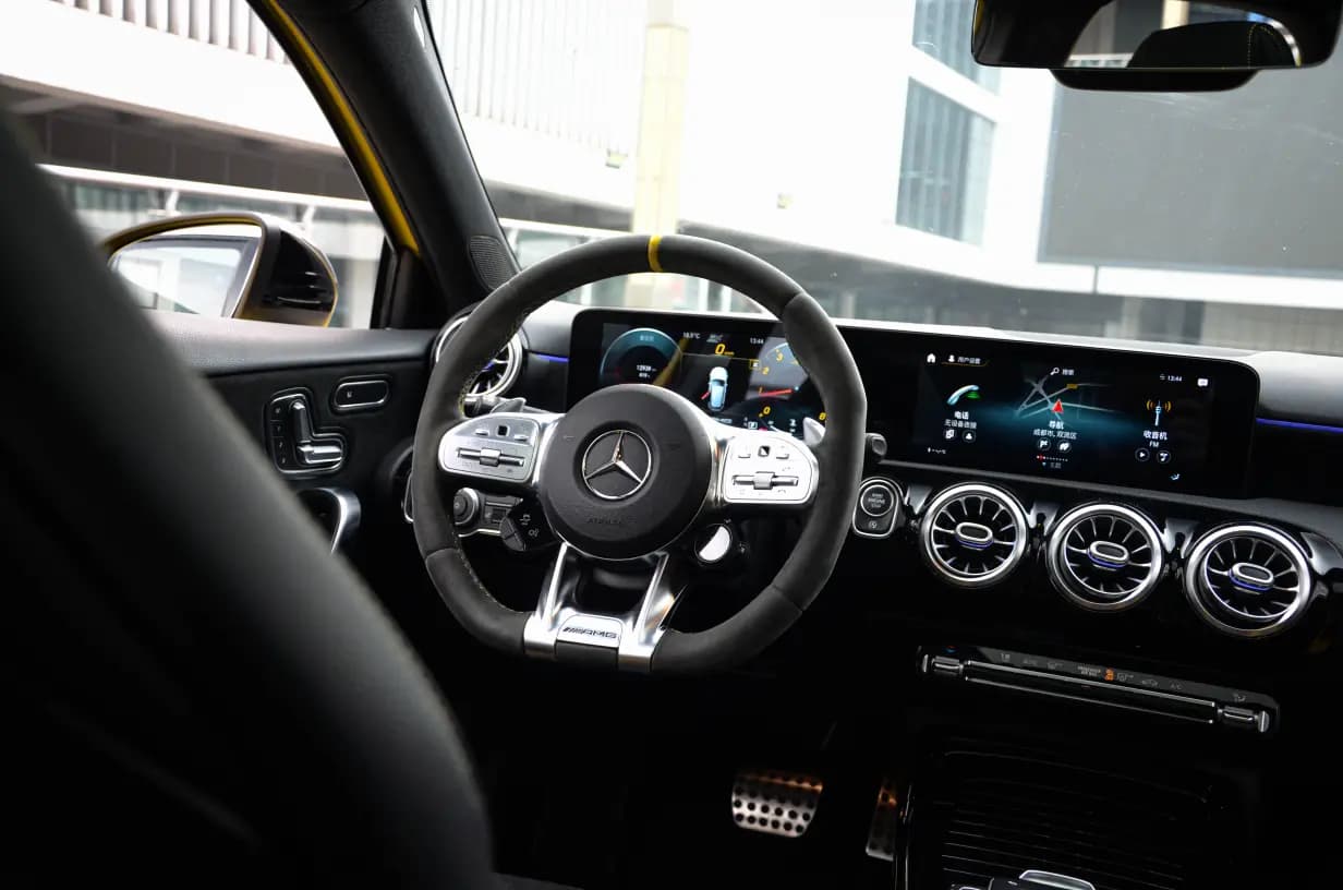 Mercedes-Benz A-Class AMG 2021 г. 54867 км. — фото 18