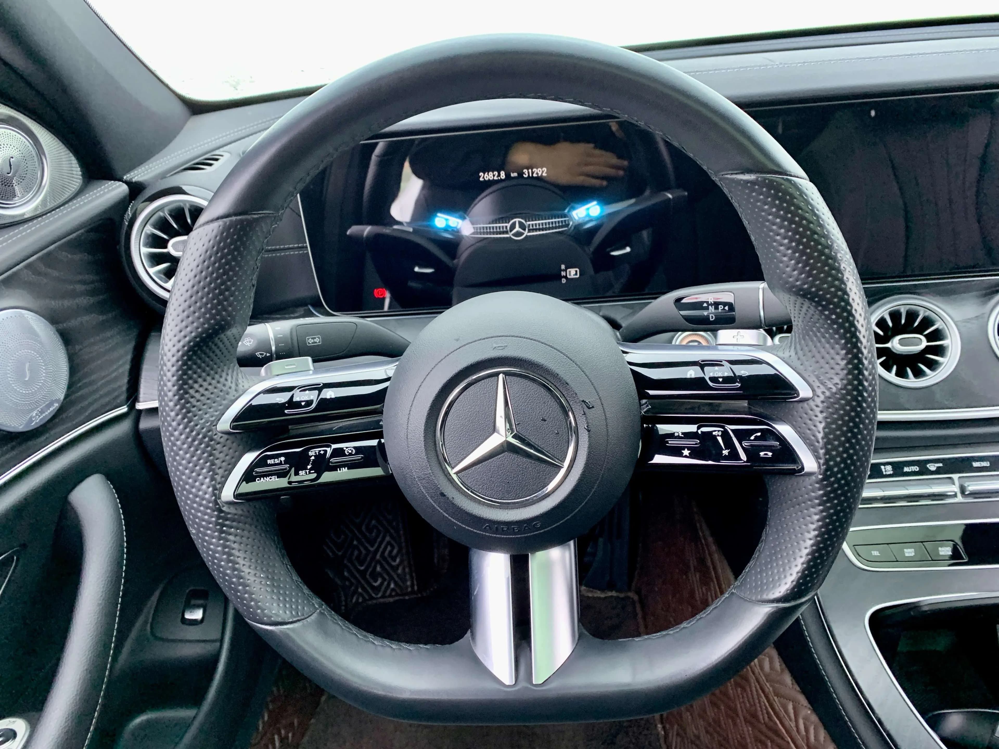 Mercedes-Benz E-Class 2023 г. 31285 км. — фото 14
