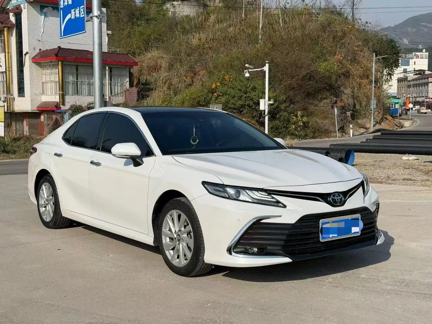 Toyota Camry 2022 г. 37063 км. — фото 3