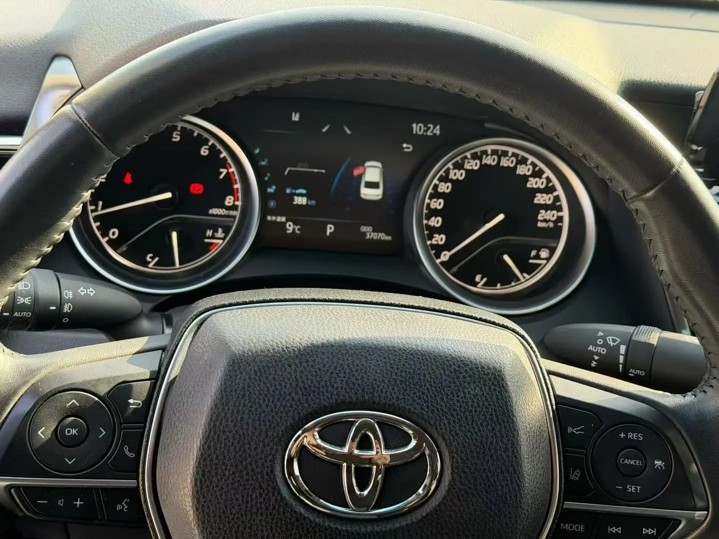 Toyota Camry 2022 г. 37063 км. — фото 7