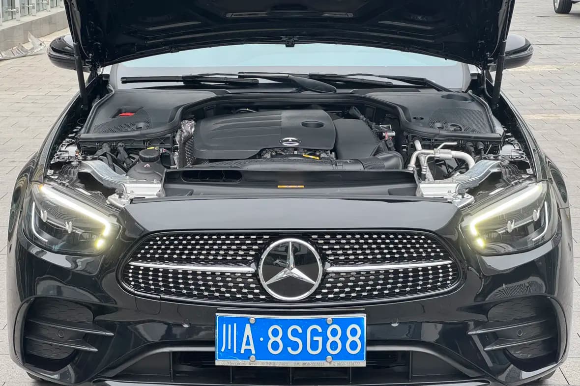 Mercedes-Benz E-Class 2022 г. 67086 км. — фото 4