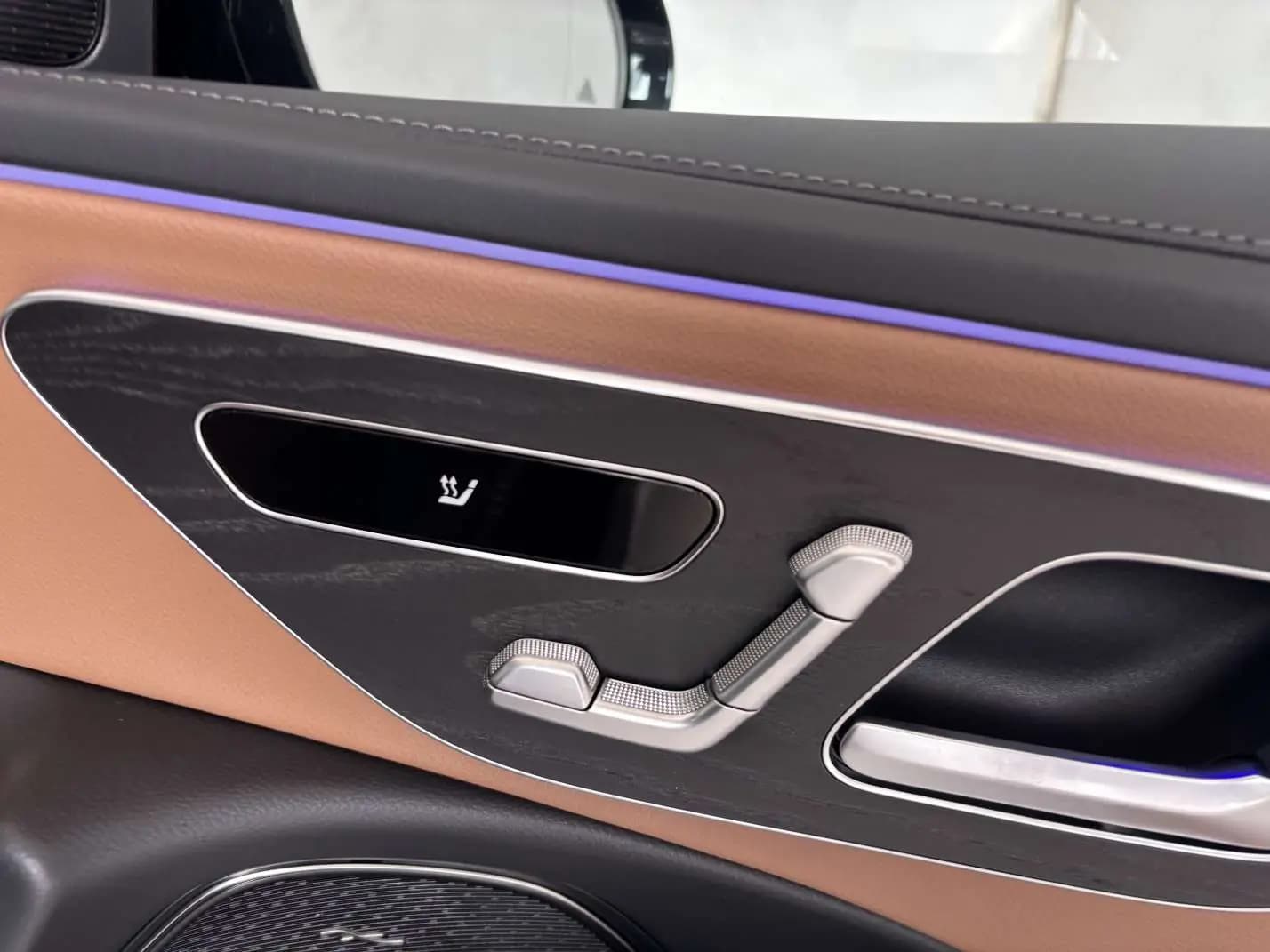 Mercedes-Benz E-Class PHEV 2025 г. — фото 19