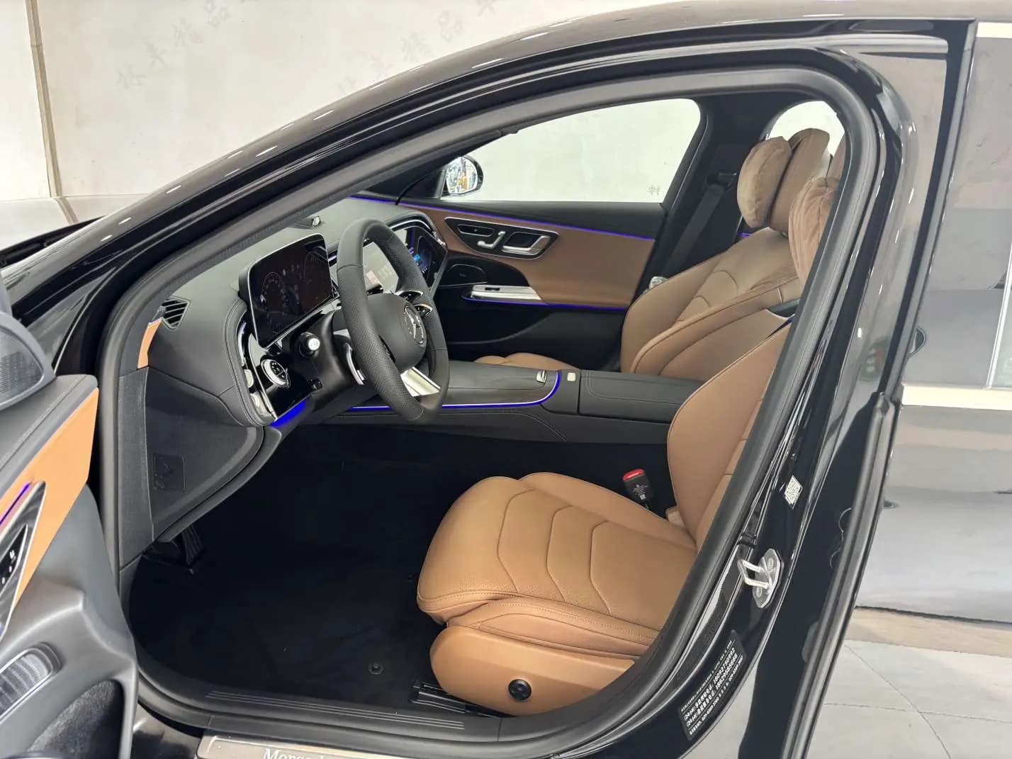 Mercedes-Benz E-Class PHEV 2025 г. — фото 22