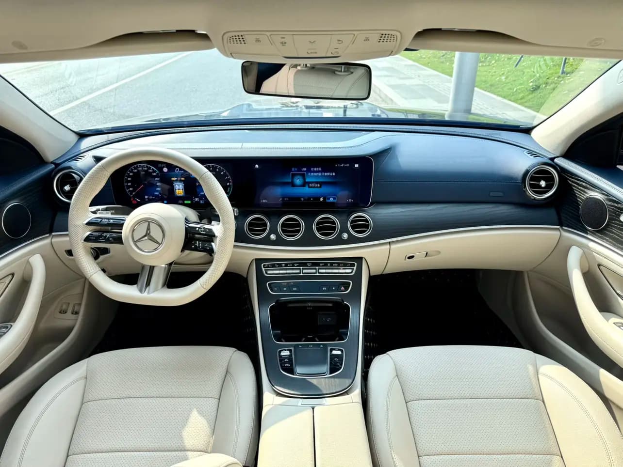 Mercedes-Benz E-Class PHEV 2023 г. 50082 км. — фото 16