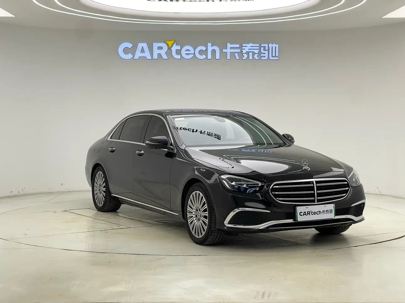 Mercedes-Benz E-Class PHEV 2022 г. 86083 км. — фото 3