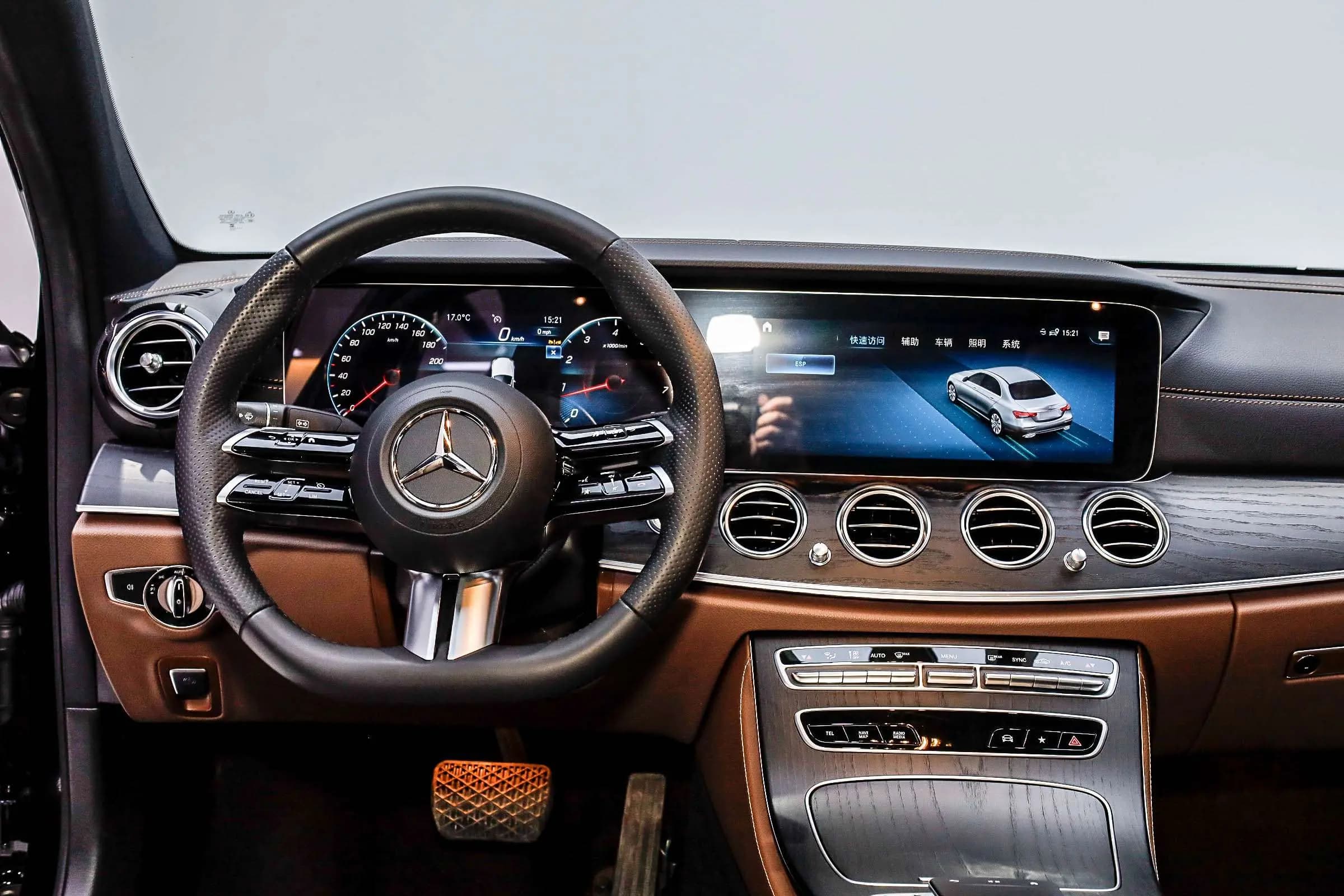 Mercedes-Benz E-Class 2023 г. 31790 км. — фото 18