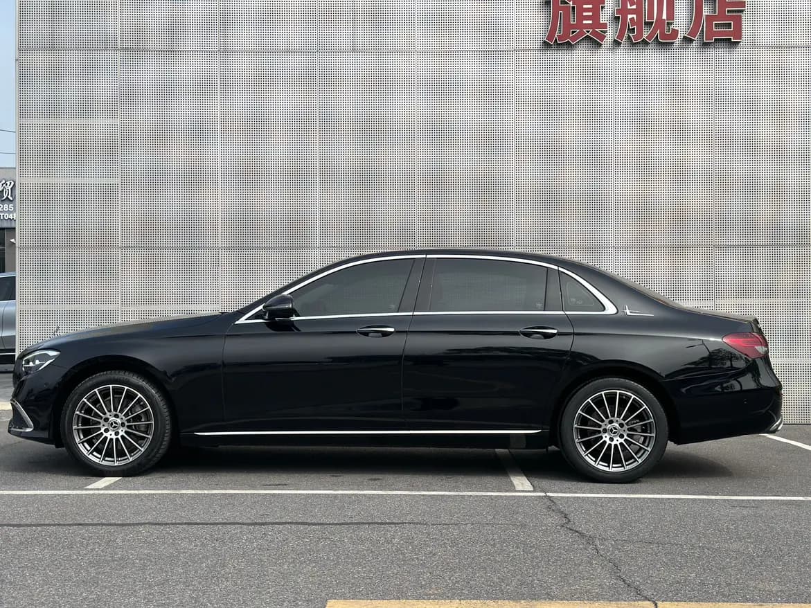 Mercedes-Benz E-Class 2022 г. 20091 км. — фото 2