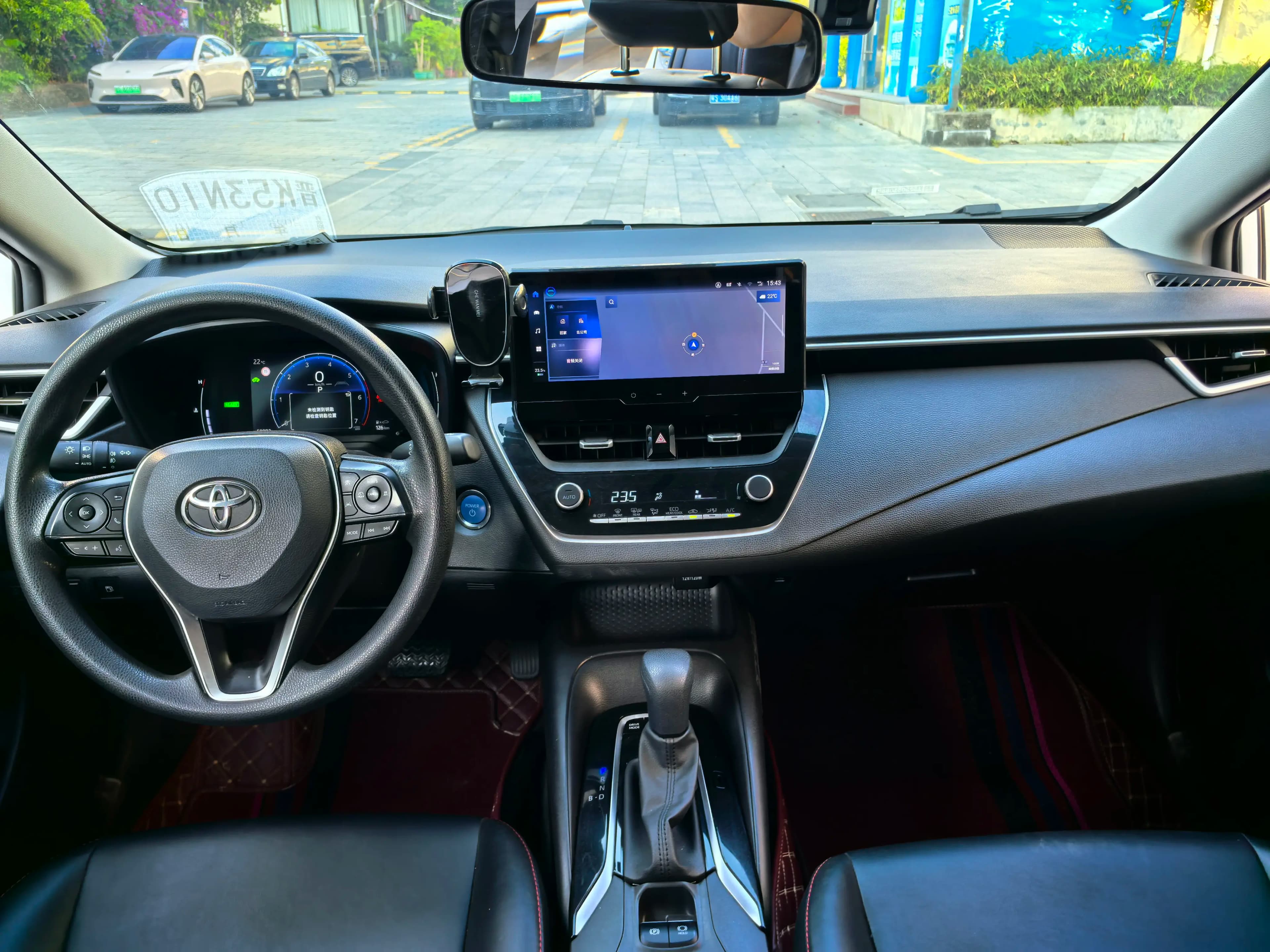 Toyota Corolla 2023 г. 50139 км. — фото 10
